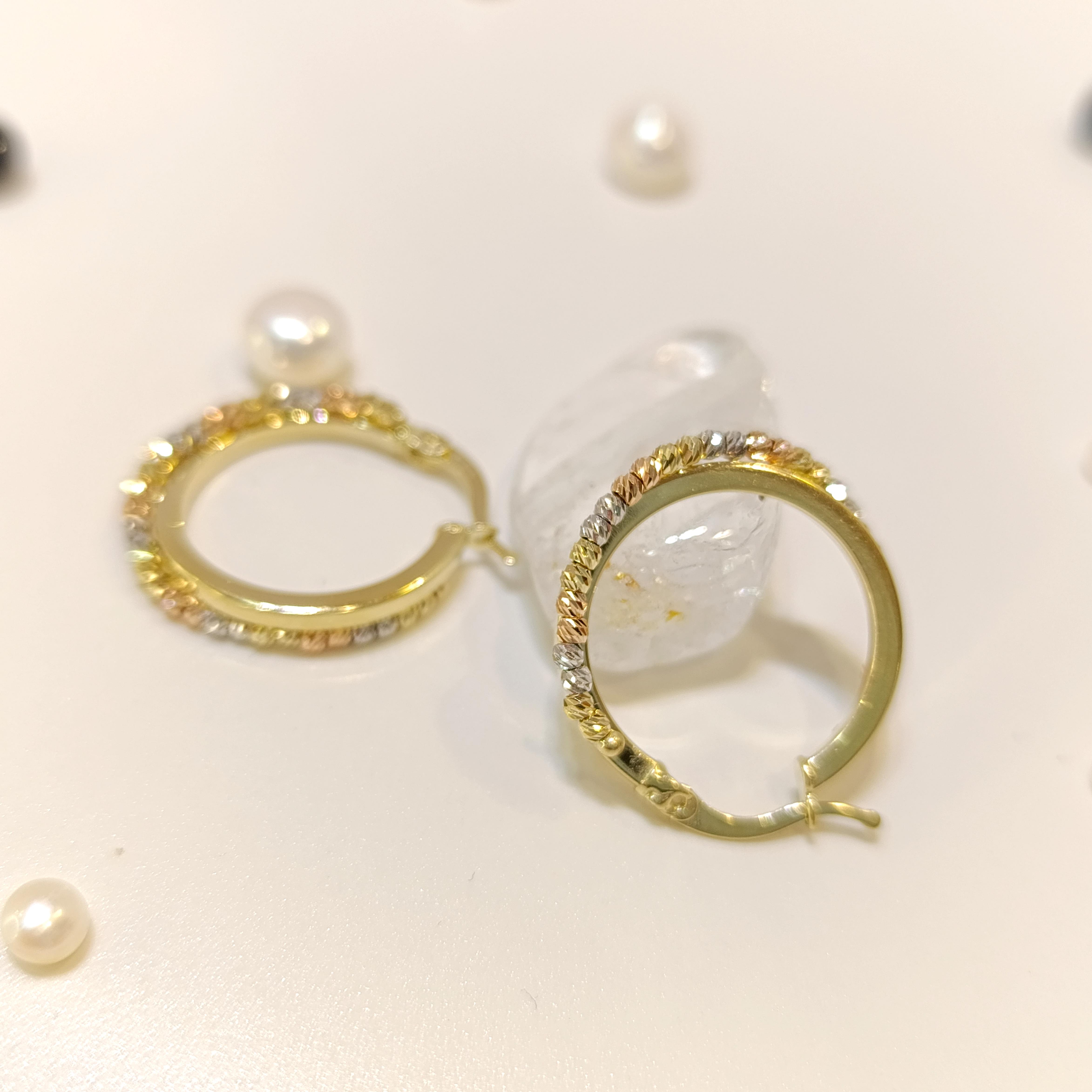 22.5mm Üç Renk Dorika Toplu Halka Küpe 14 Ayar Altın HD VİDEOLU