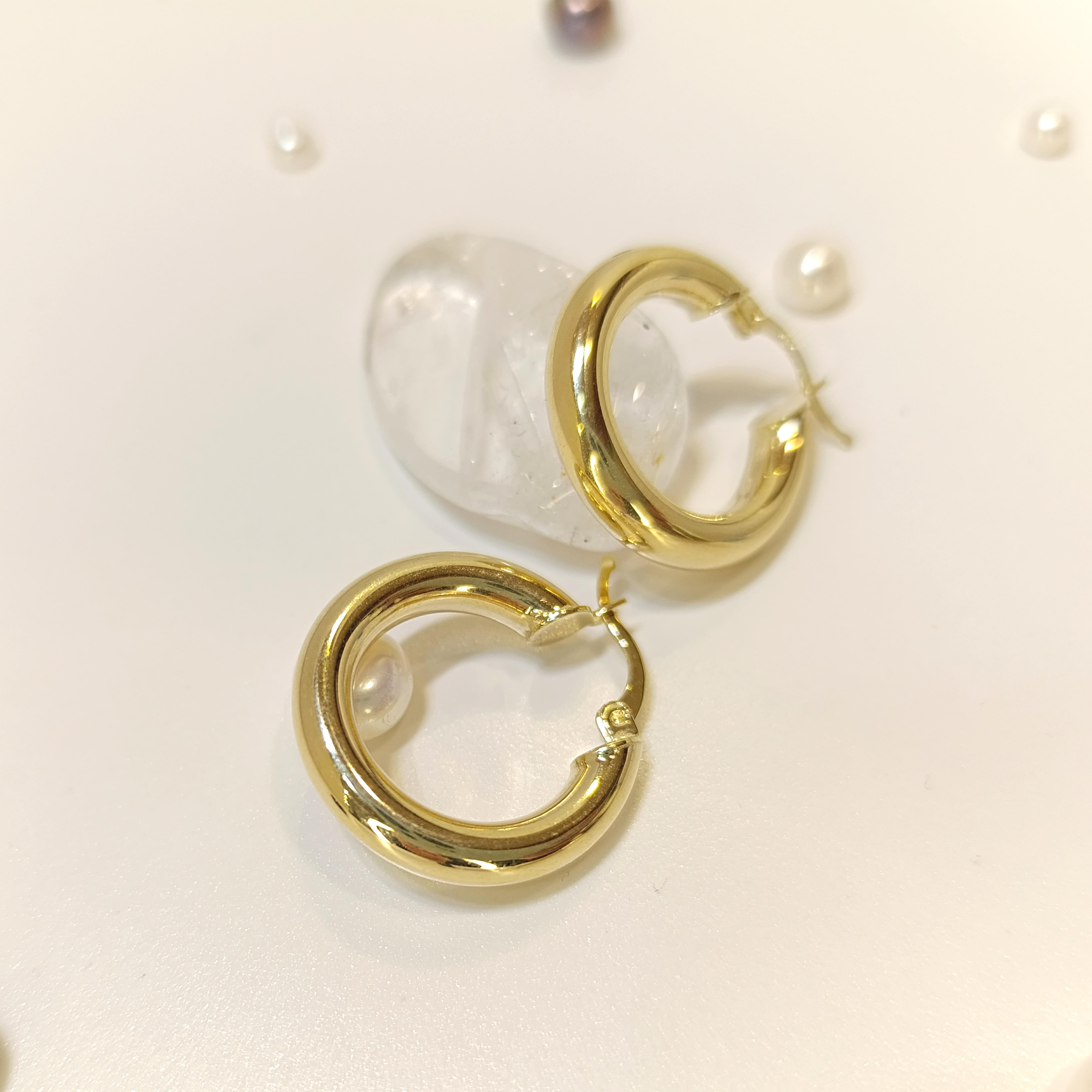 23.5mm Klasik Halka Küpe 14 Ayar Altın HD VİDEOLU