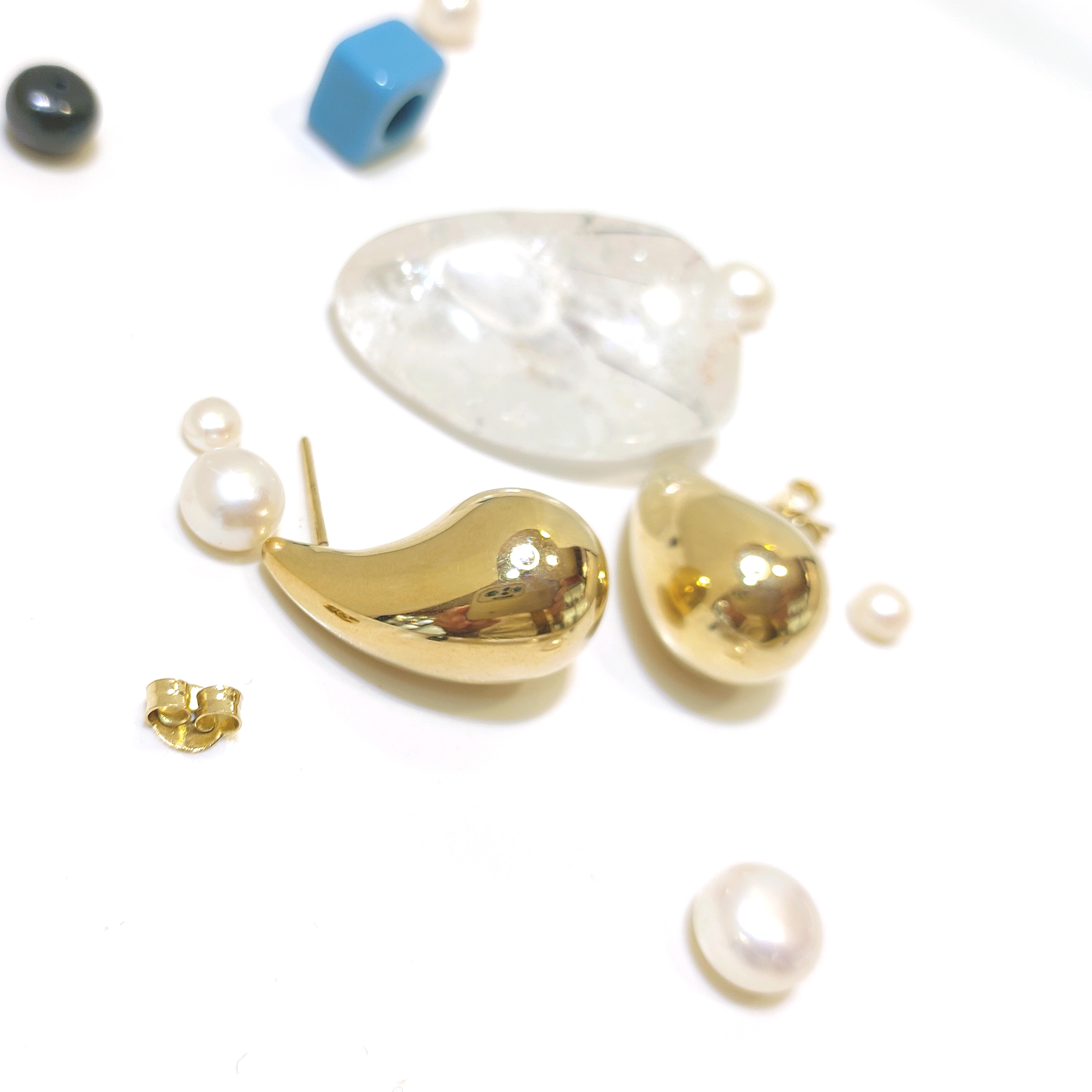 23mm Damla Vidalı Küpe 14 Ayar Altın 