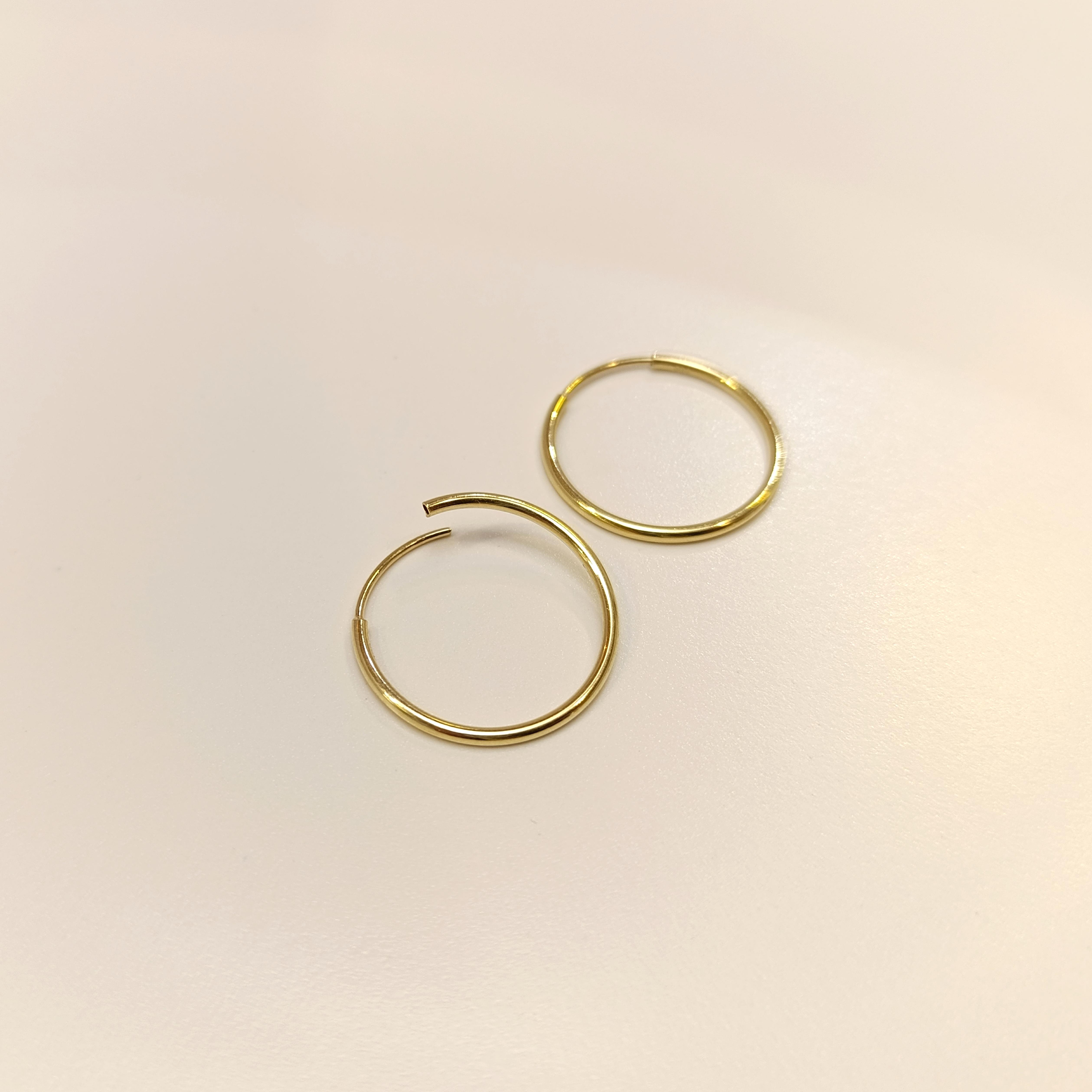 24mm Klasik Halka Küpe 14 Ayar Altın HD VİDEOLU