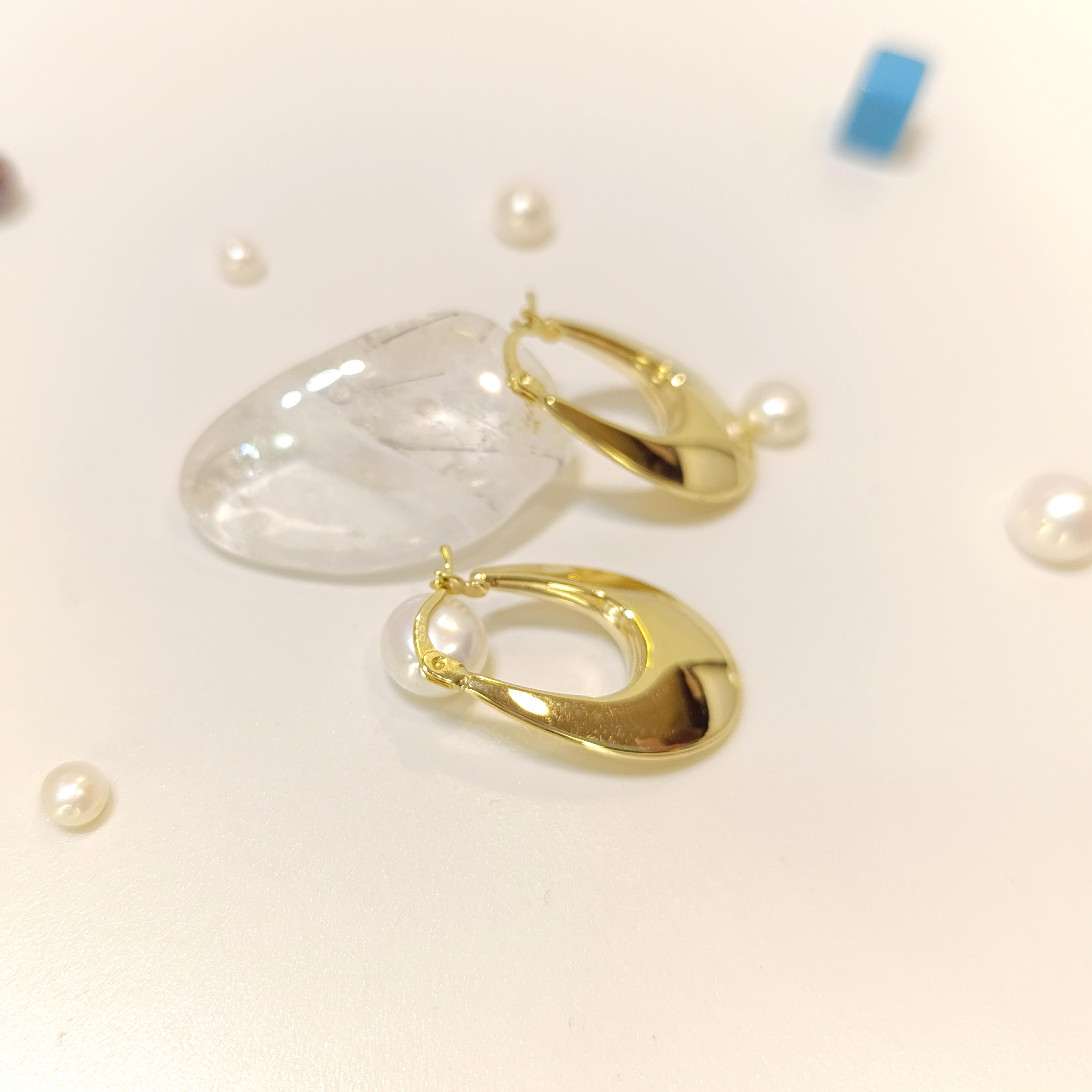 27mm Halka Küpe 14 Ayar Altın HD VİDEOLU