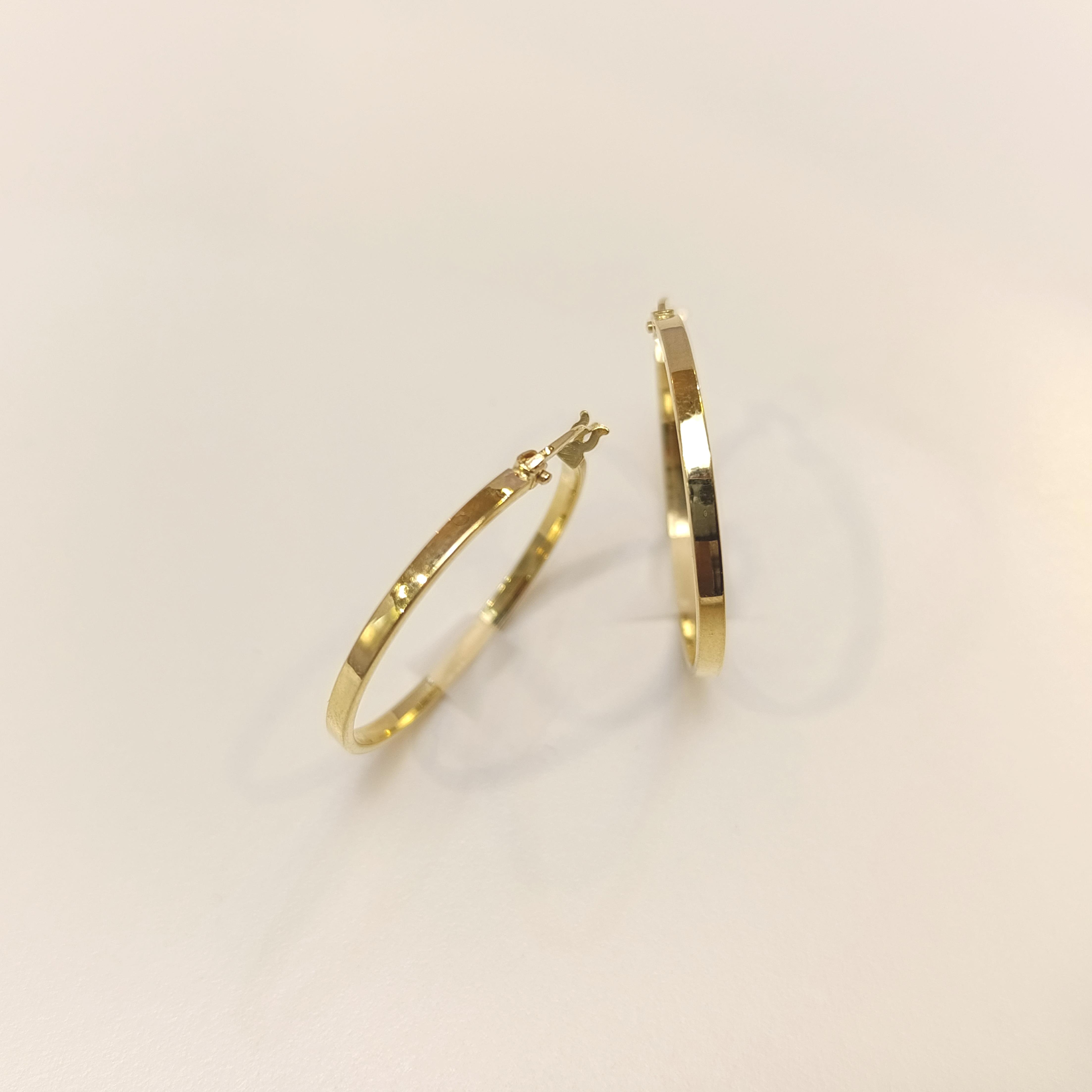 28mm Klasik Ray Halka Küpe 14 Ayar Altın HD VİDEOLU