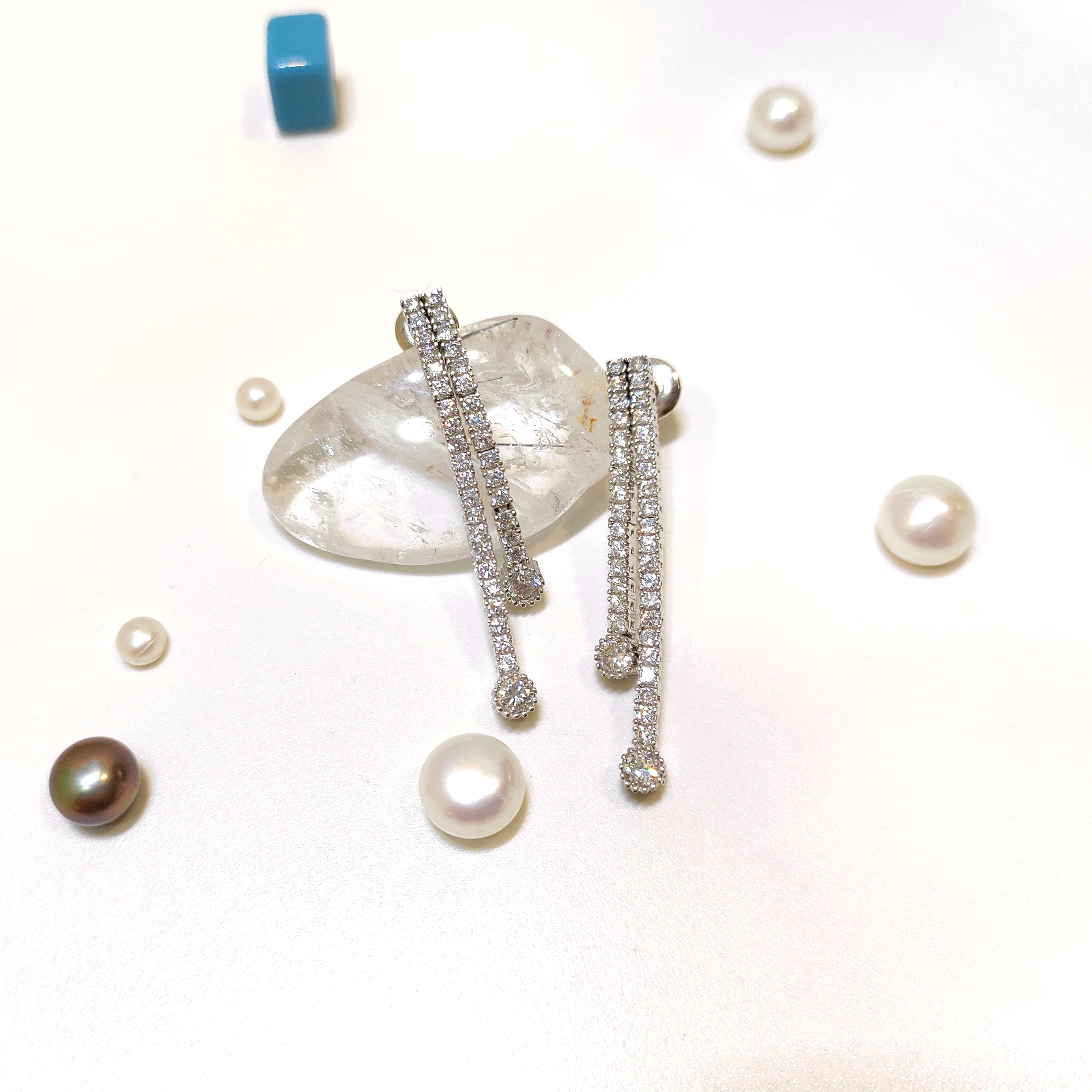 38mm Sallanan Su Yolu Küpe 14 Ayar Altın HD VİDEOLU