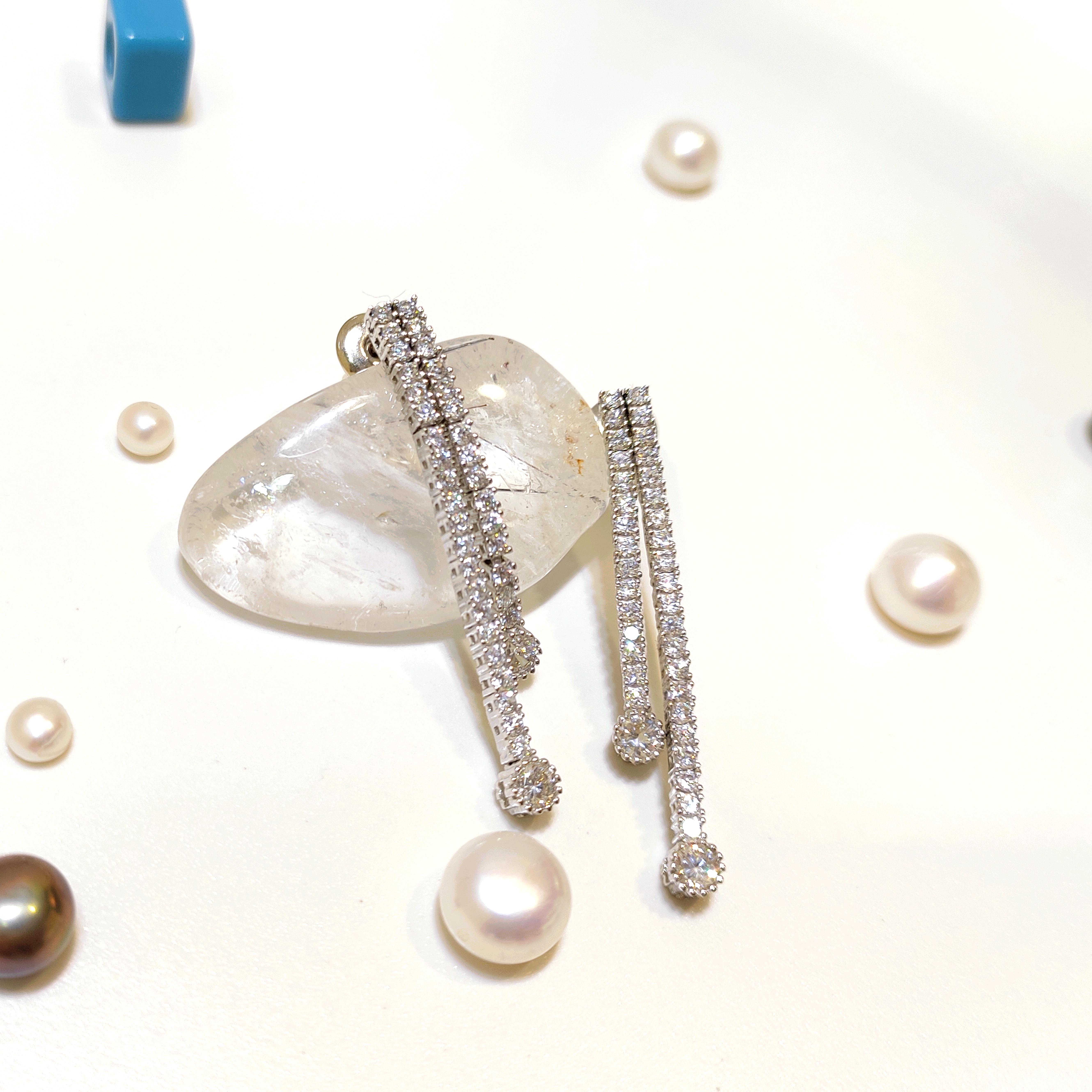 38mm Sallanan Su Yolu Küpe 14 Ayar Altın HD VİDEOLU