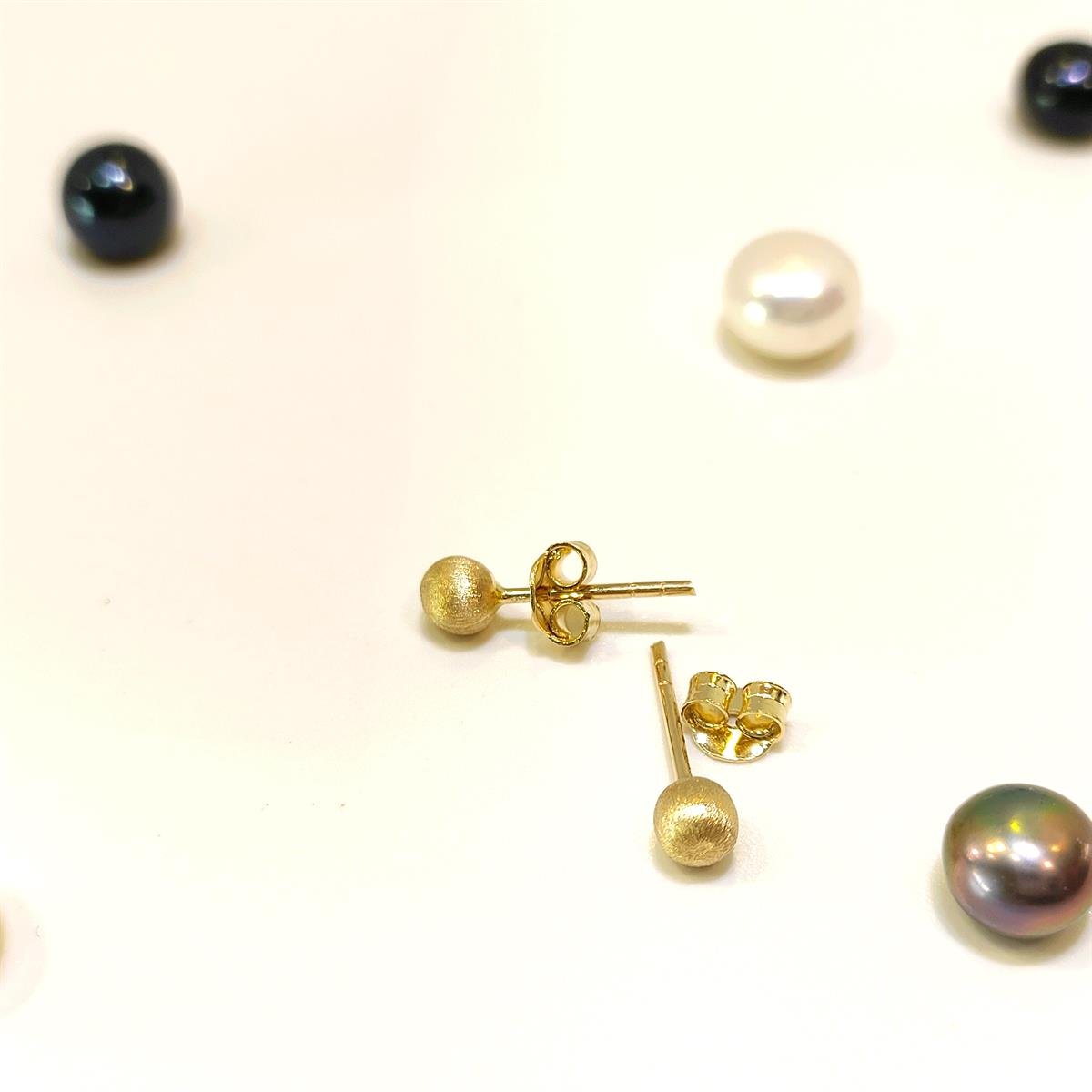 4mm Zımparalı Kumlu Top Küpe 14 Ayar Altın HD VİDEOLU