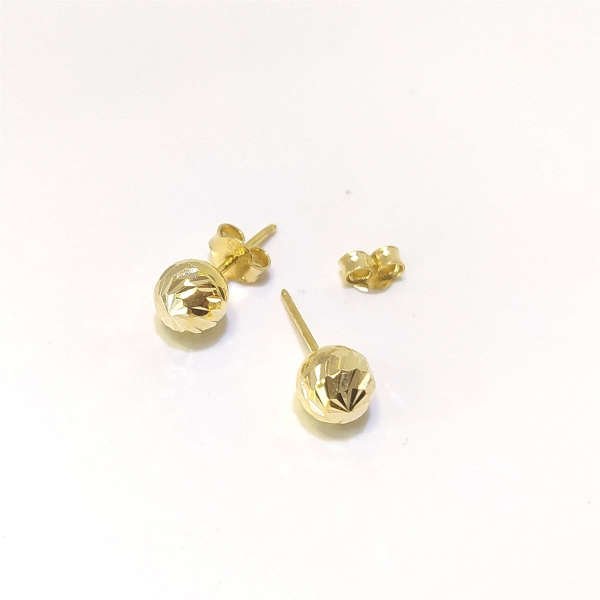 6.6mm Dorika Top Küpe 14 Ayar Altın