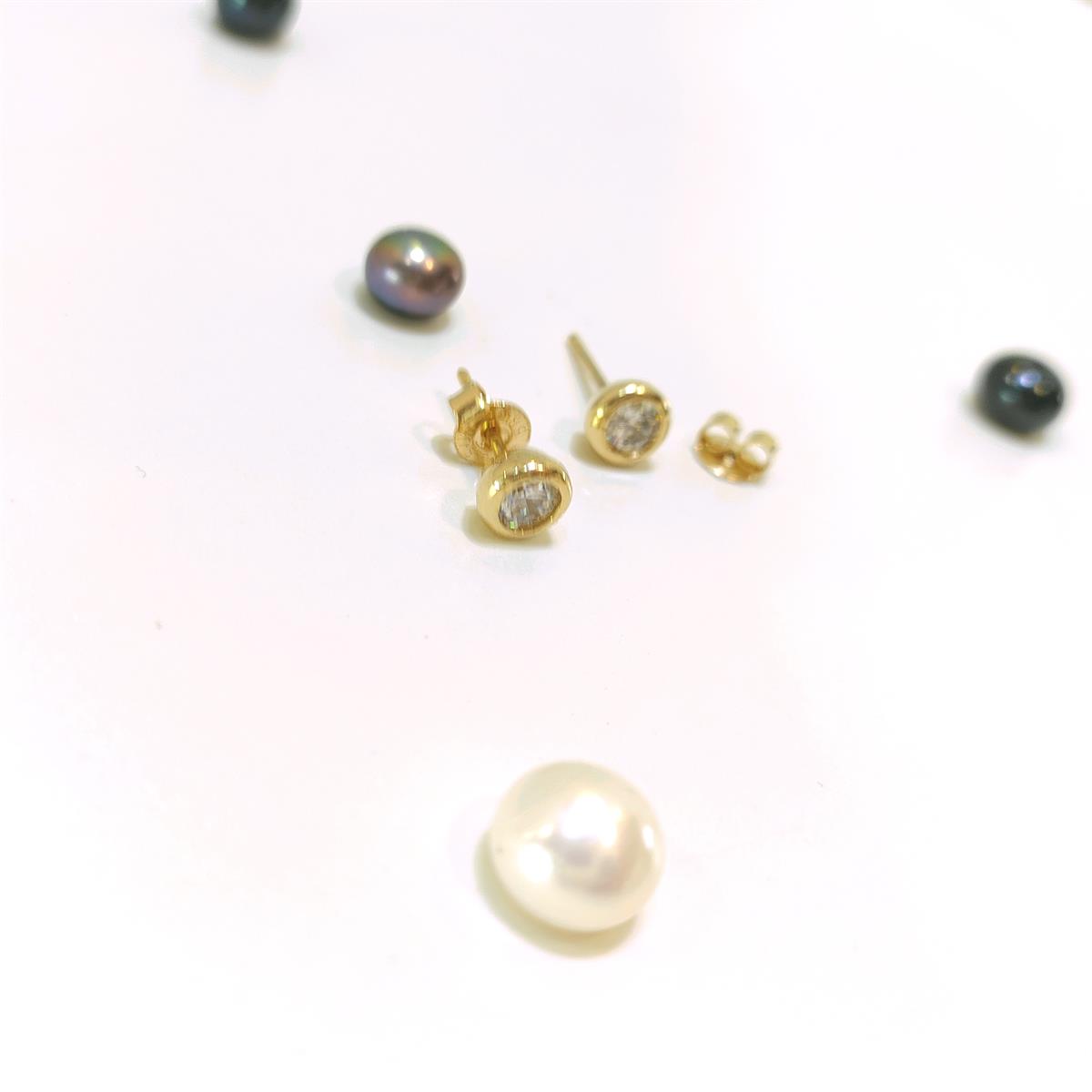 6mm Tek Taş Vidalı Küpe 14 Ayar Altın HD VİDEOLU