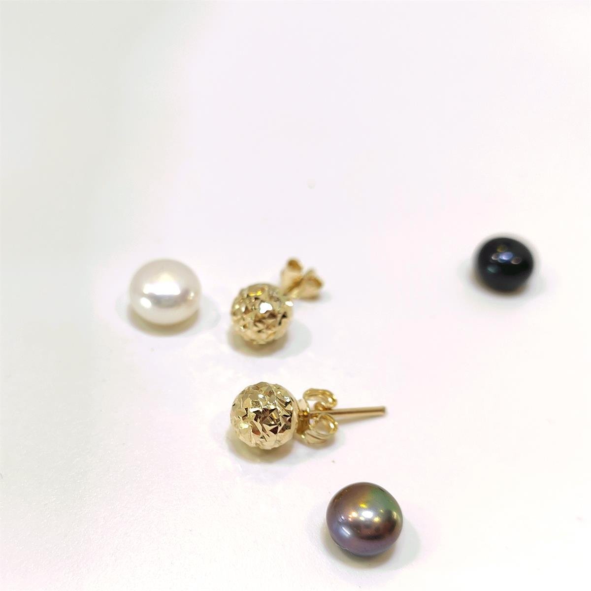 7mm Kalemli Top Vidalı Küpe 14 Ayar Altın HD VİDEOLU