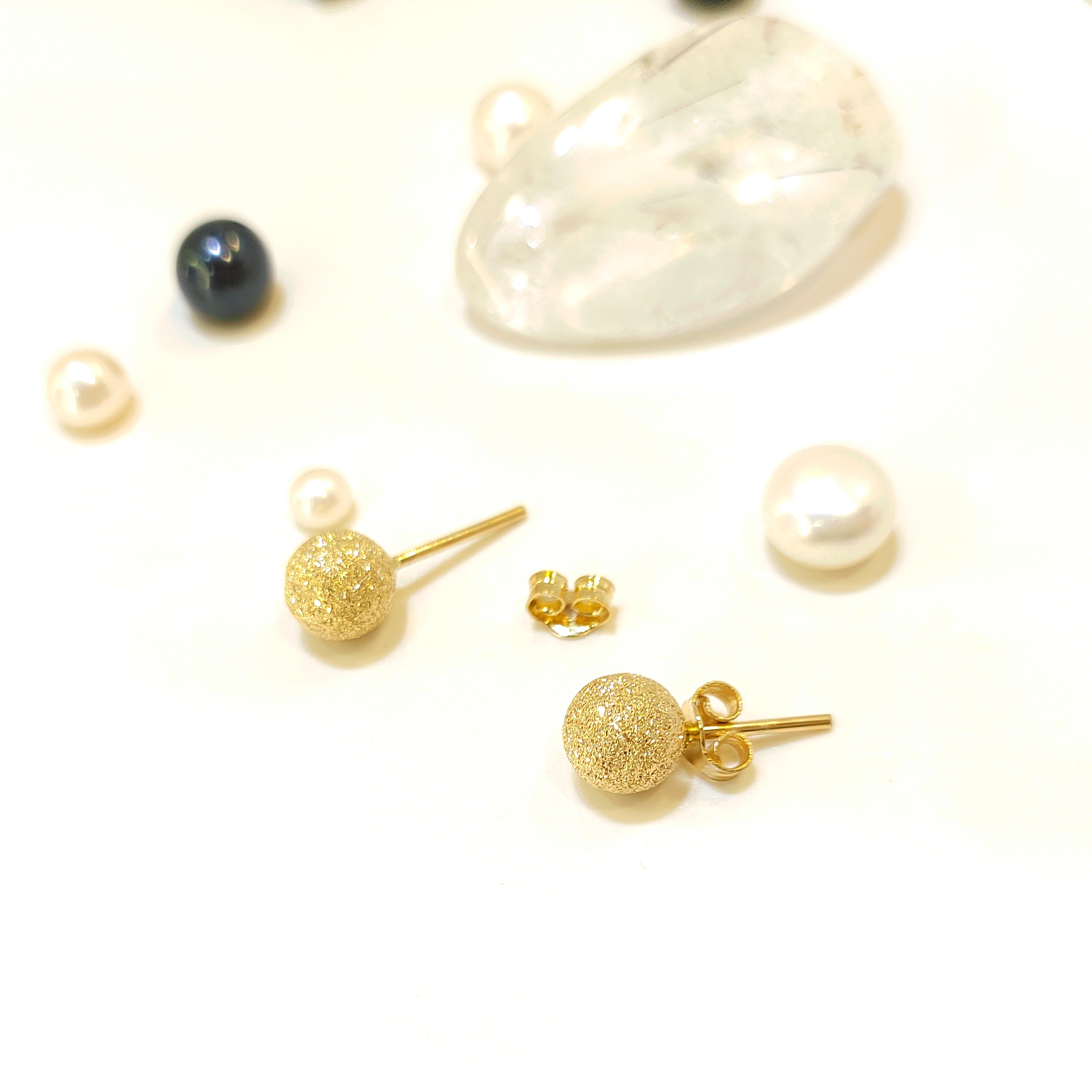 7mm Kumlu Top Vidalı Küpe 14 Ayar Altın 