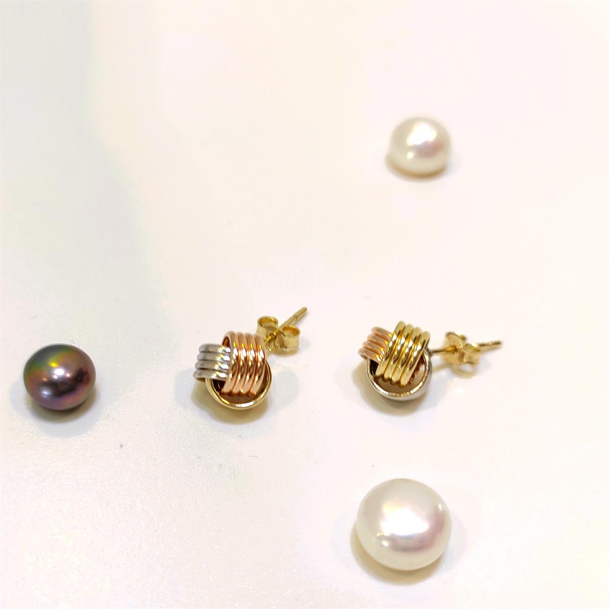 8.3mm Yün Yumağı Vidalı Küpe 14 Ayar Altın HD VİDEOLU