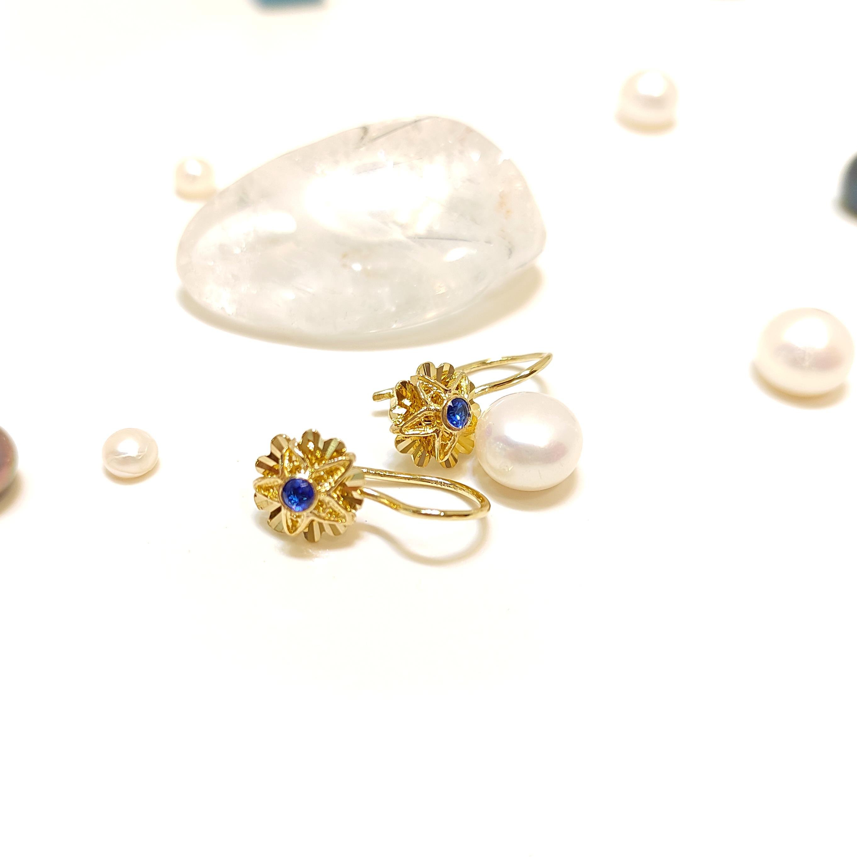 9mm Mini Sallanan Lacivert Taşlı Telkara Gül Küpe 14 Ayar Altın HD VİDEOLU