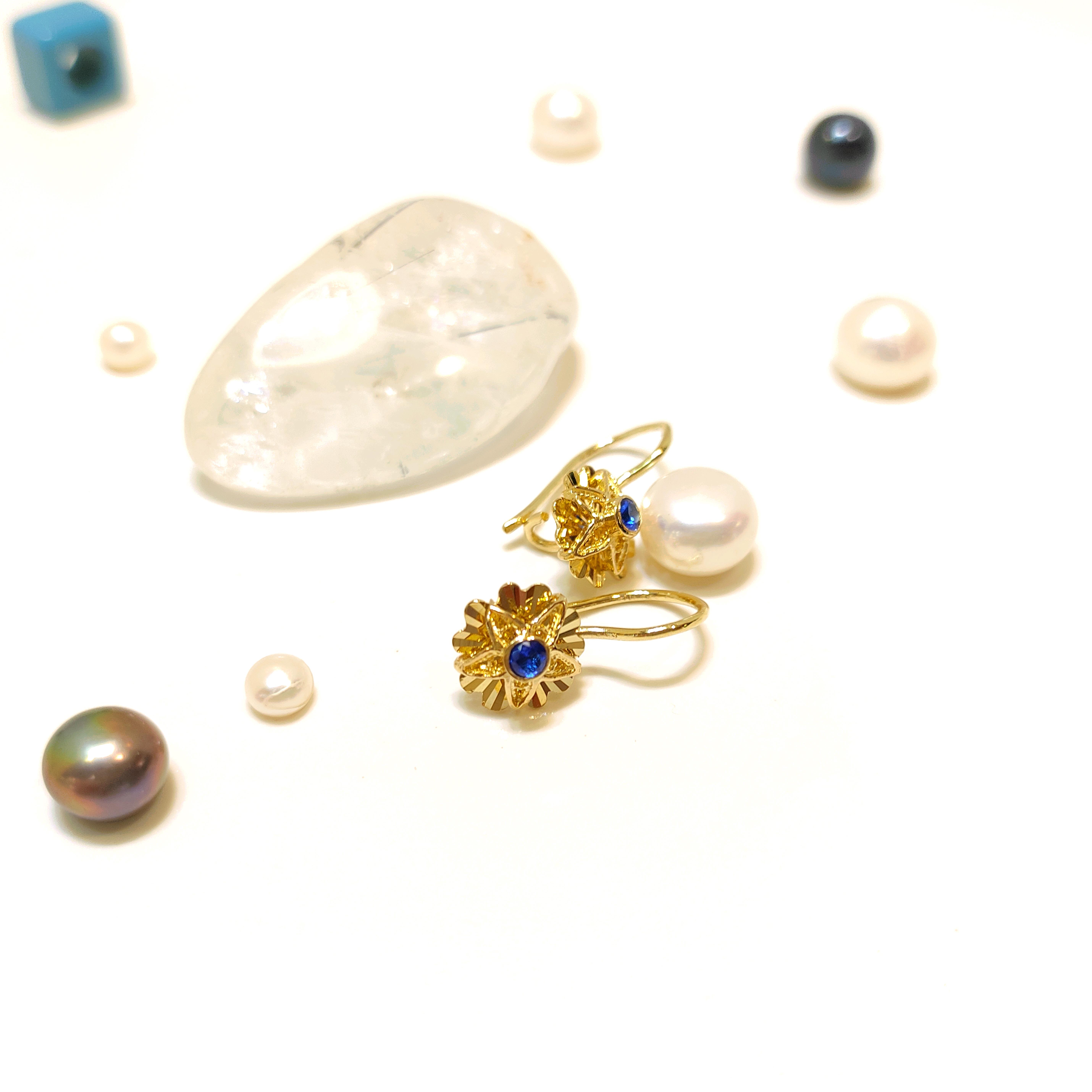 9mm Mini Sallanan Lacivert Taşlı Telkara Gül Küpe 14 Ayar Altın HD VİDEOLU