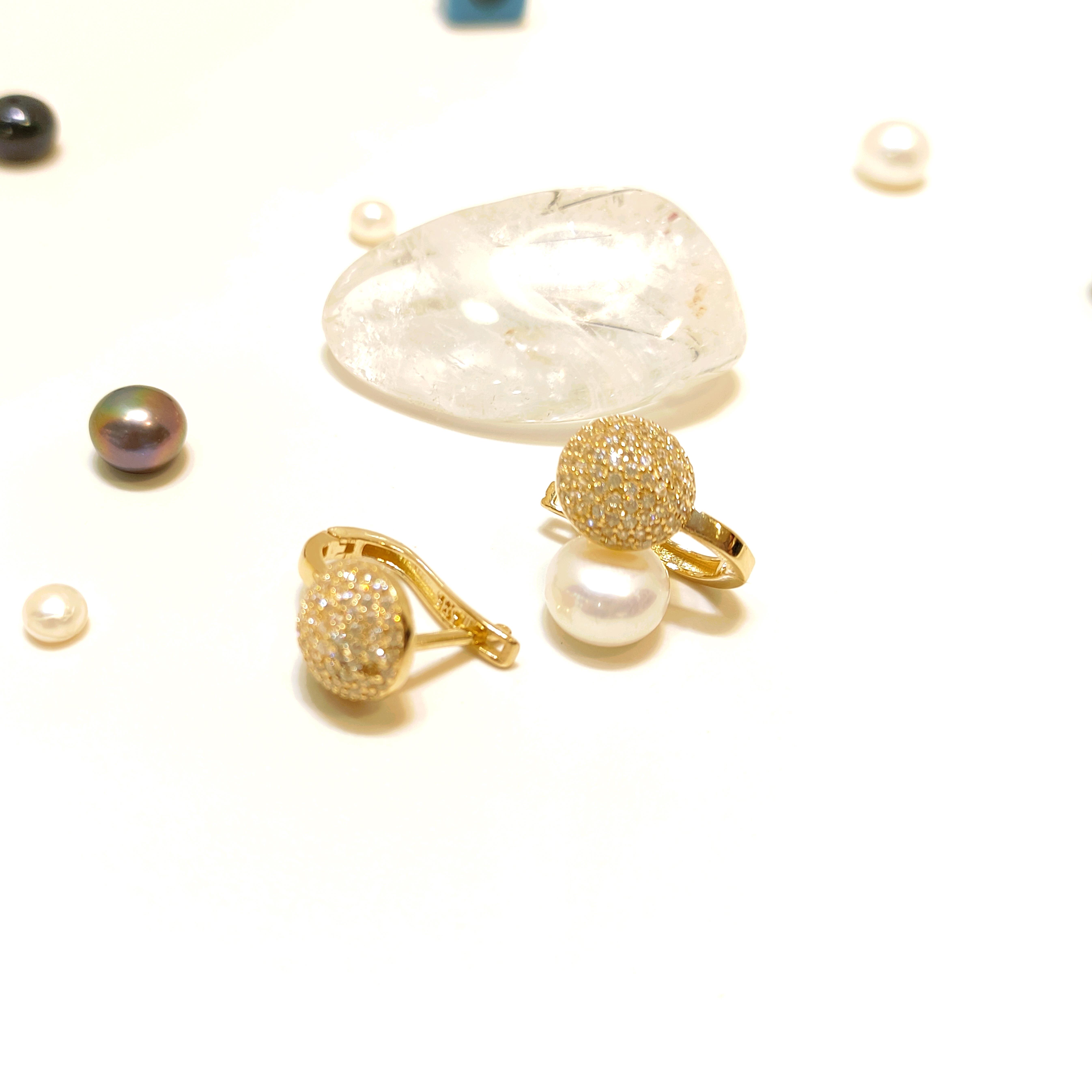 9mm Taşlı Top Küpe 14 Ayar Altın HD VİDEOLU