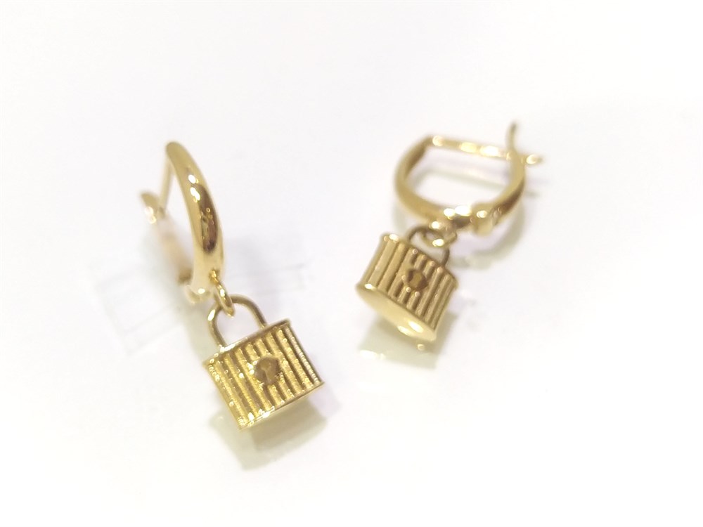 Asma Kilit Figürlü Sallanan Küpe 14 Ayar Altın