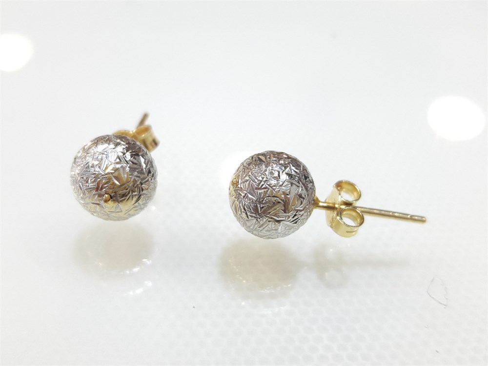 Çizik Top Küpe 14 Ayar Altın 3 Boyutlu Resim