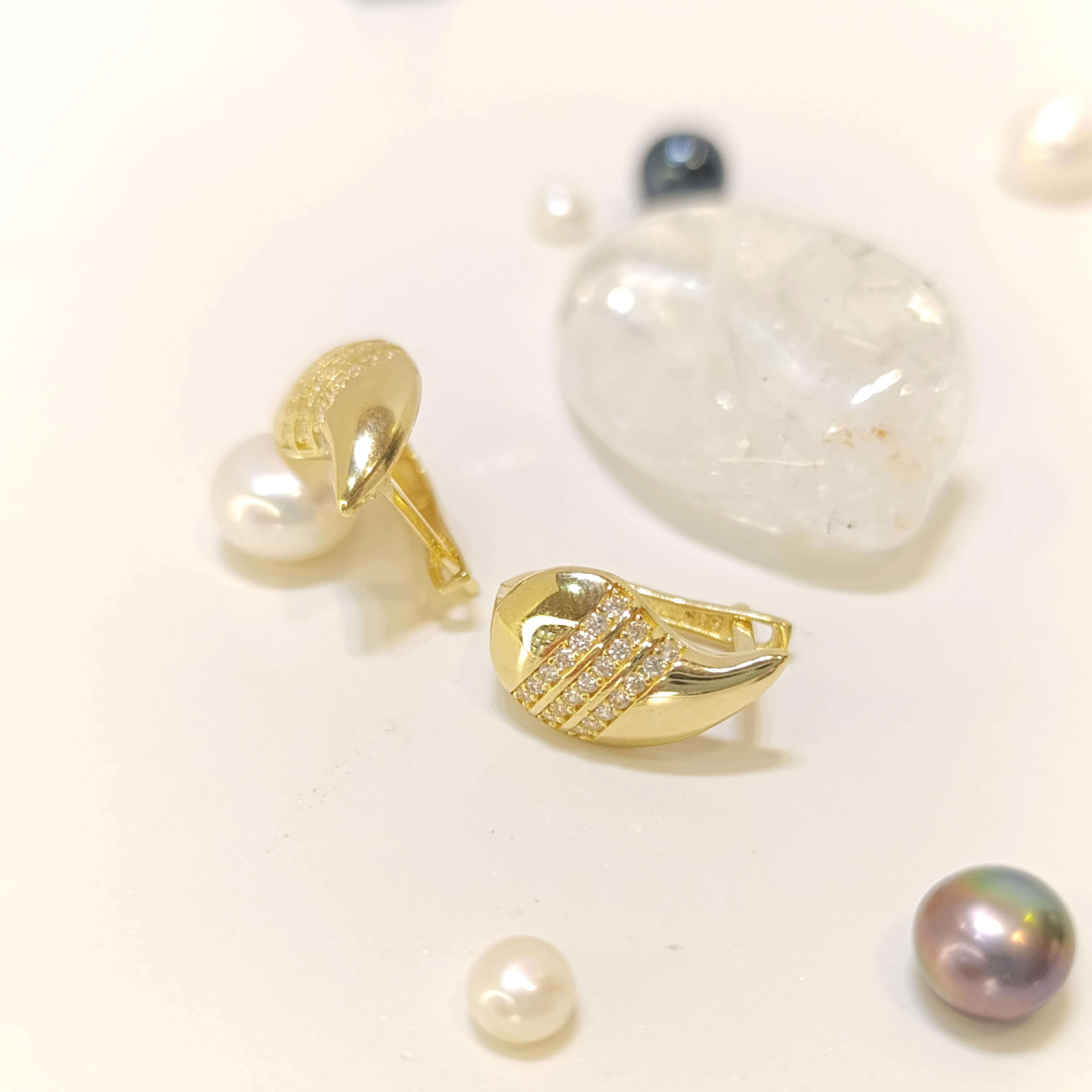 Damla Küpe 14 Ayar Altın HD VİDEOLU