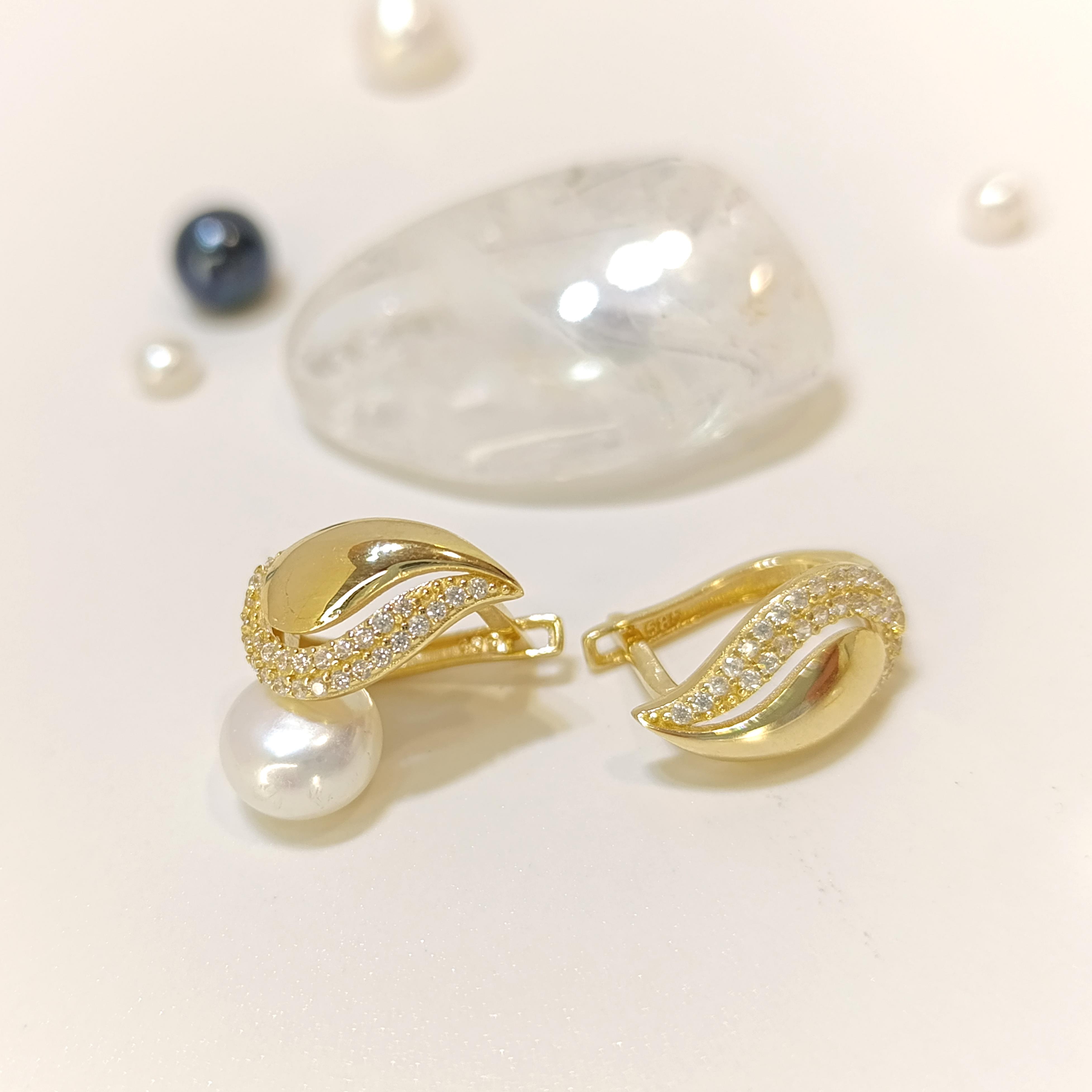 Damla Küpe 14 Ayar Altın HD VİDEOLU