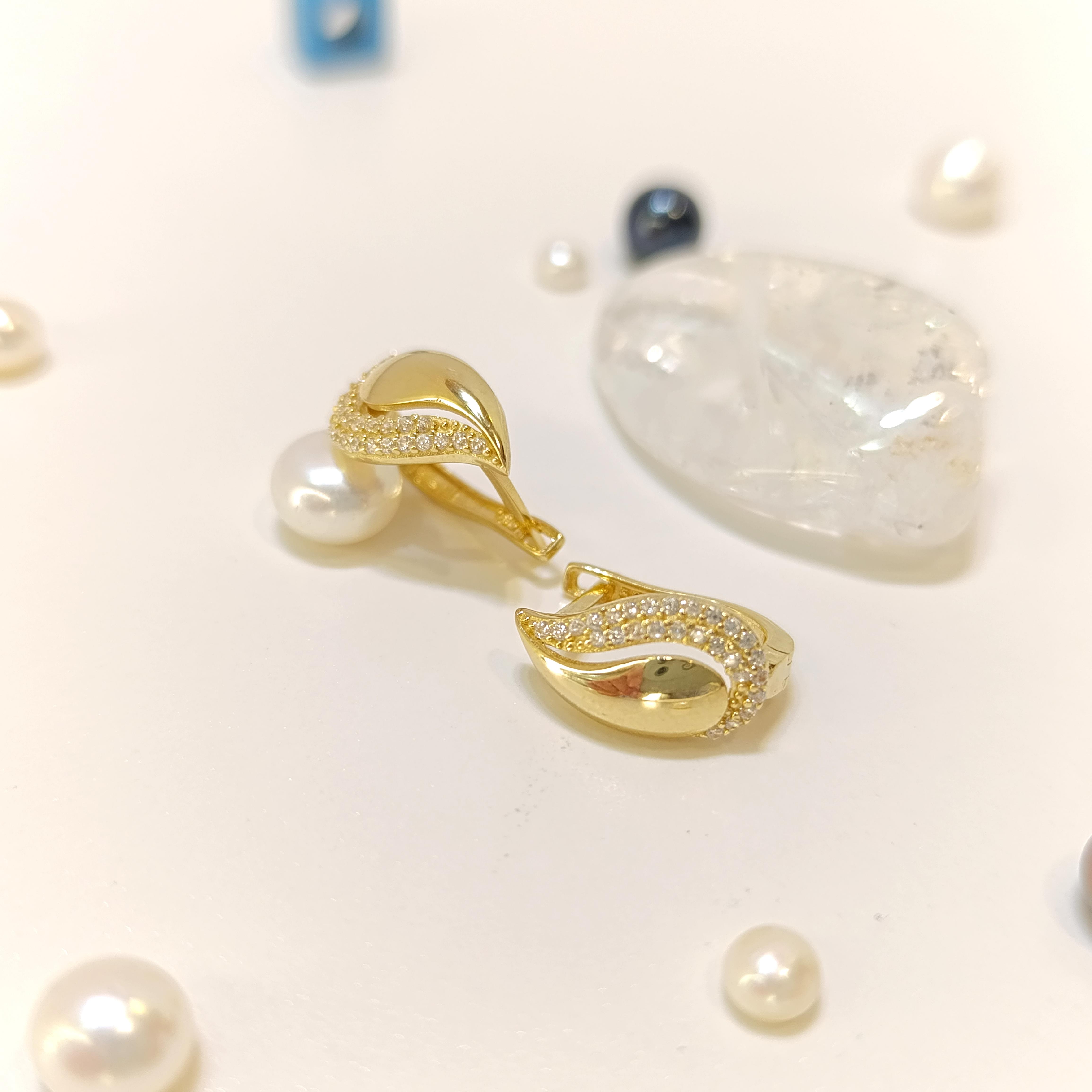 Damla Küpe 14 Ayar Altın HD VİDEOLU