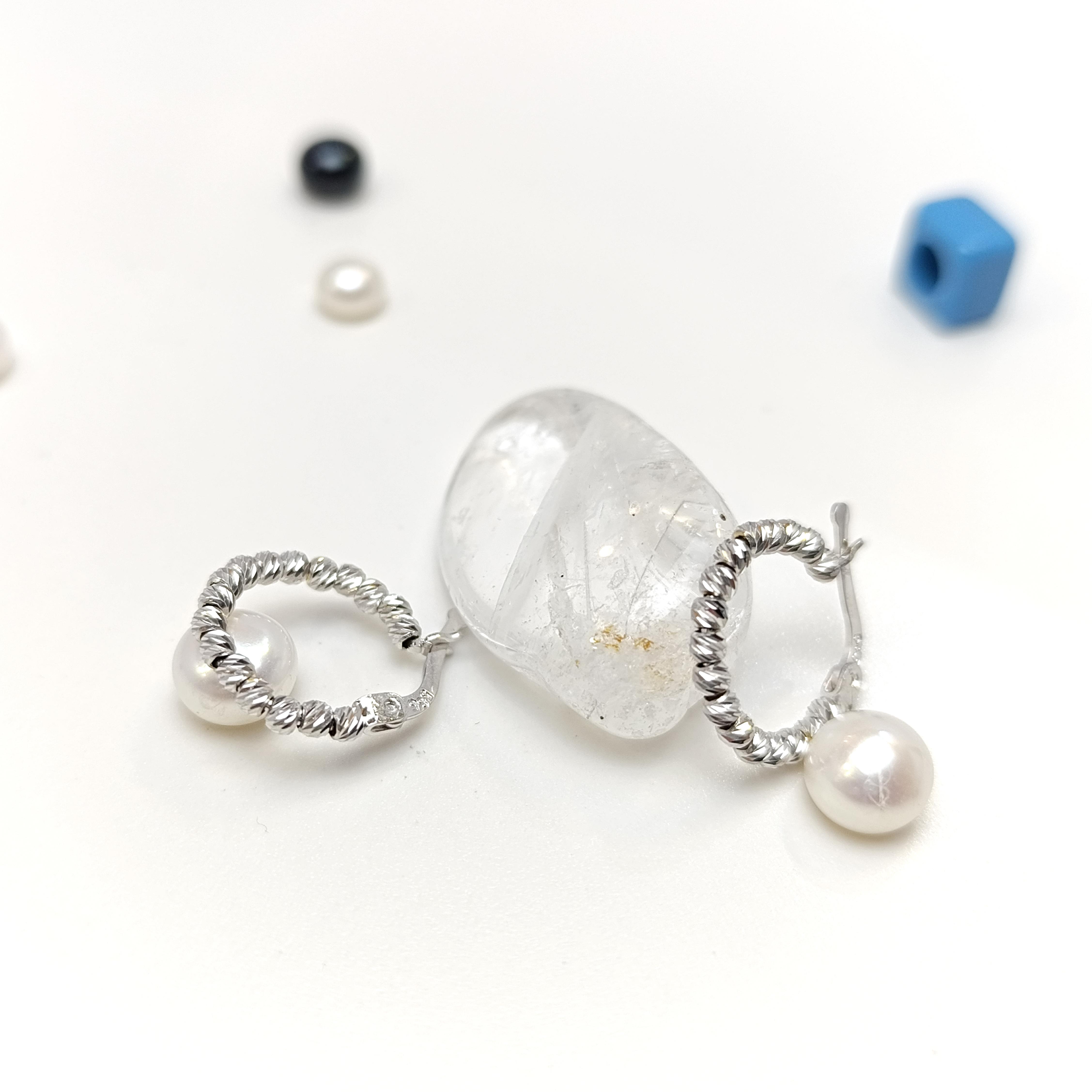 Dorika Toplu Halka Küpe 14 Ayar Altın HD VİDEOLU