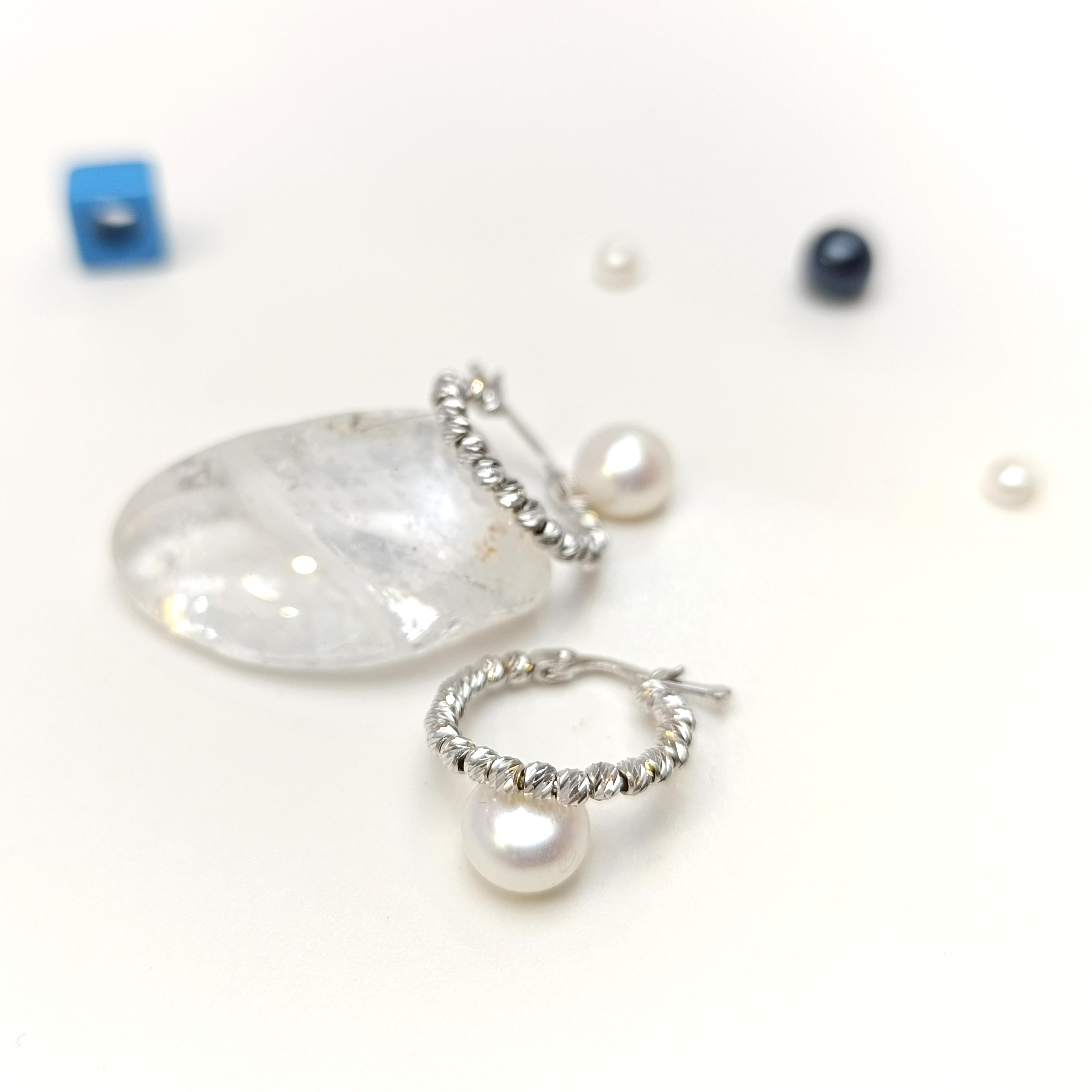 Dorika Toplu Halka Küpe 14 Ayar Altın HD VİDEOLU