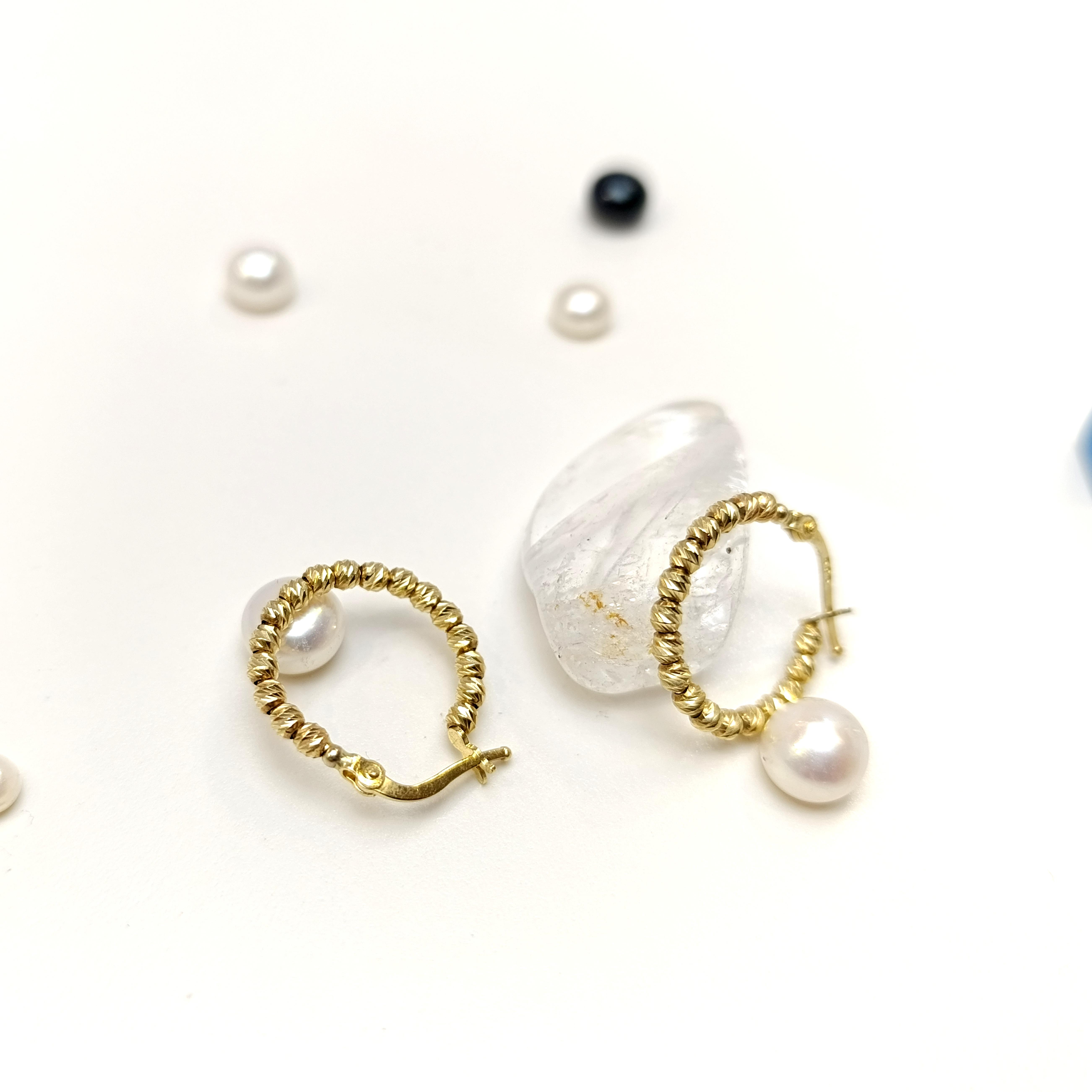 Dorika Toplu Halka Küpe 14 Ayar Altın HD VİDEOLU