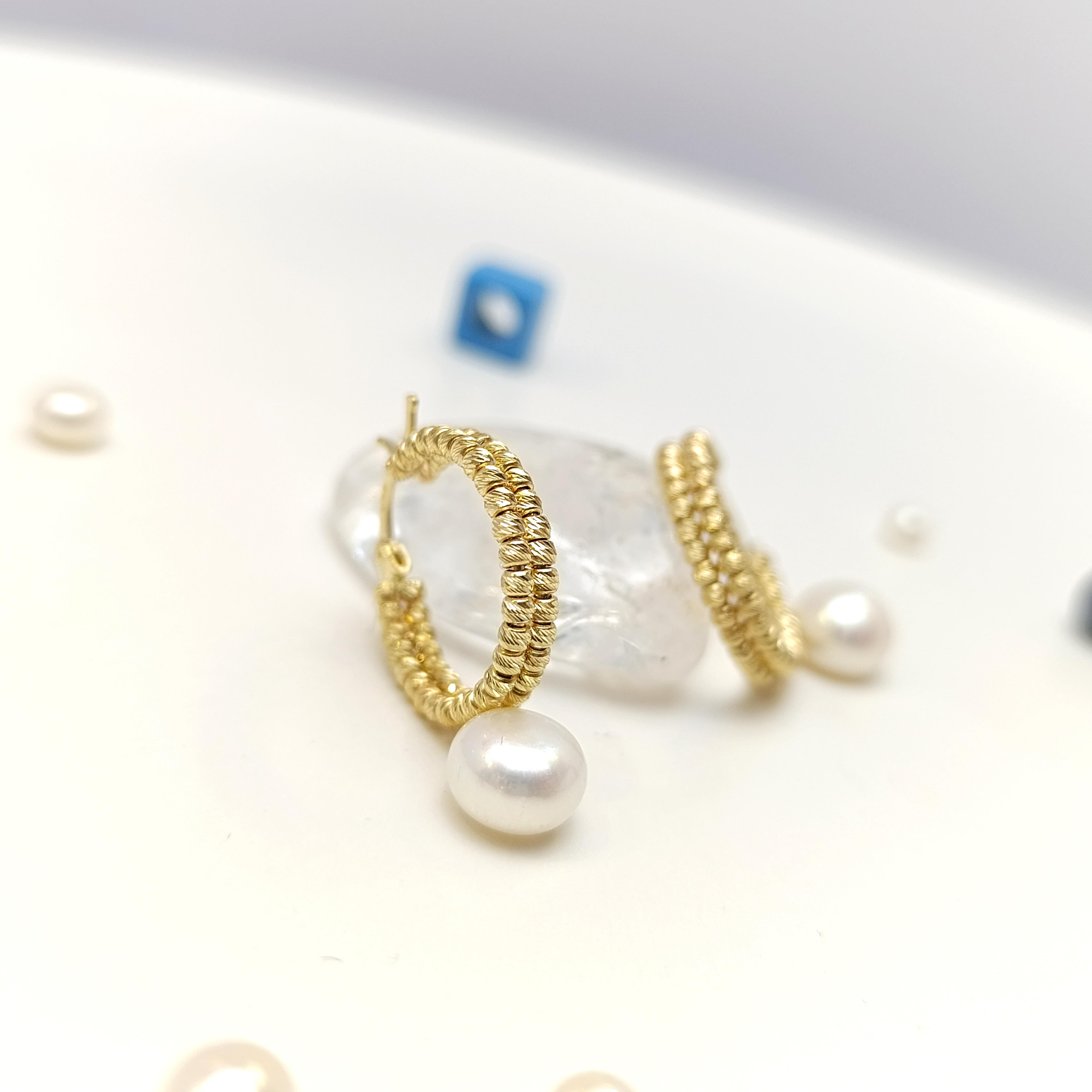 Dorika Toplu İkili Halka Küpe 14 Ayar Altın HD VİDEOLU