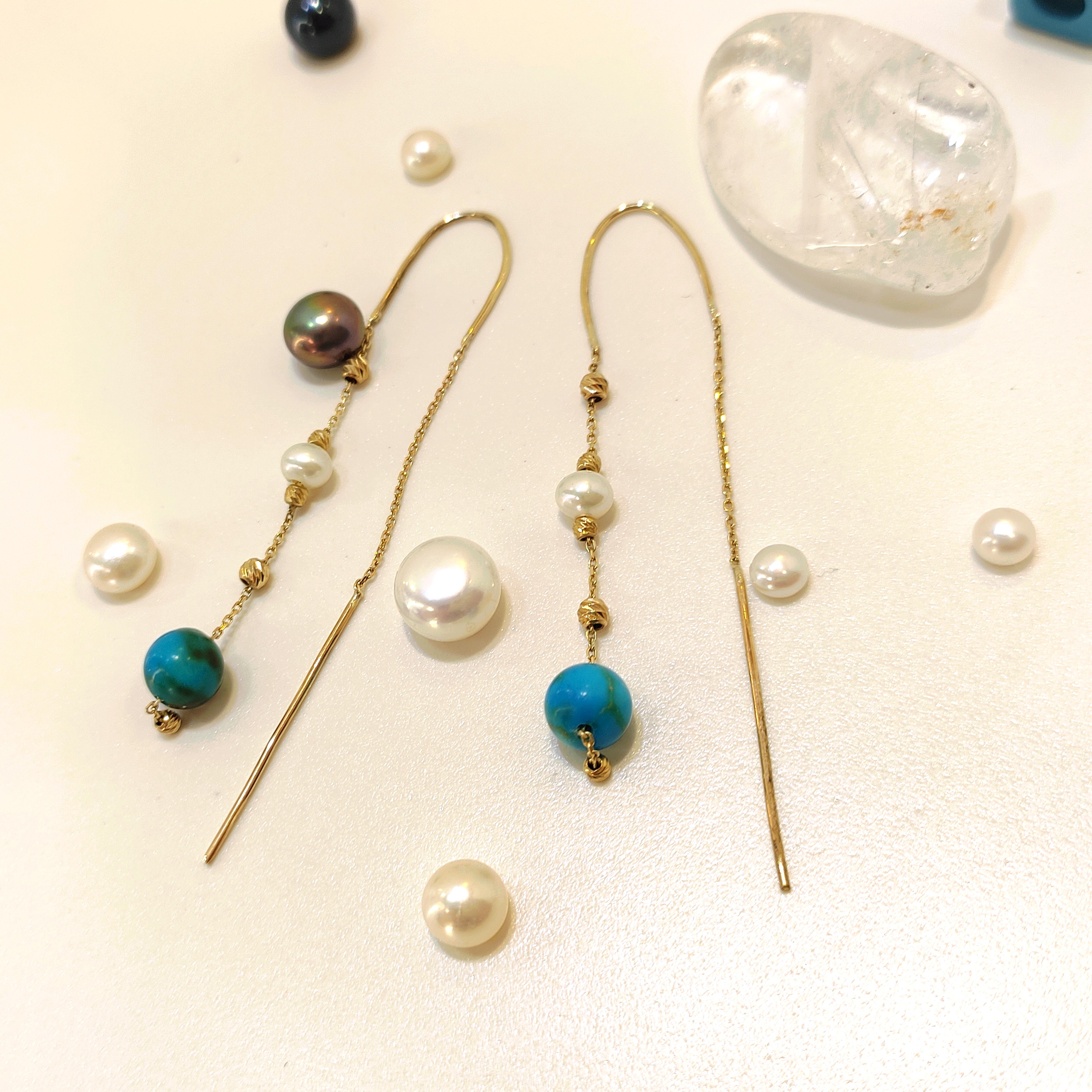 Dorika Toplu İnci ve Varasit Taşlı Sallanan Zincir Küpe 14 Ayar Altın HD VİDEOLU