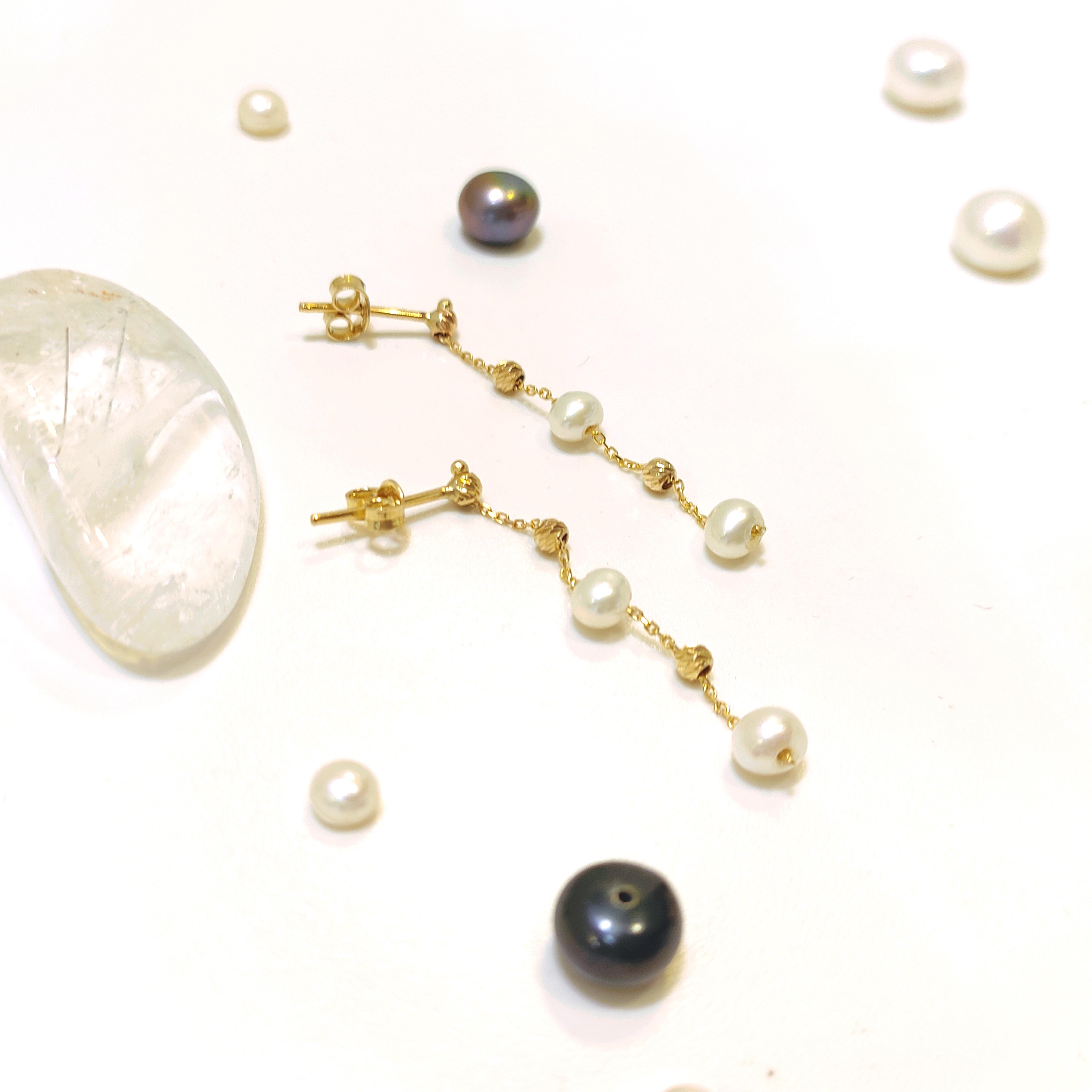 Dorika Toplu İnci Vidalı Küpe 14 Ayar Altın HD VİDEOLU