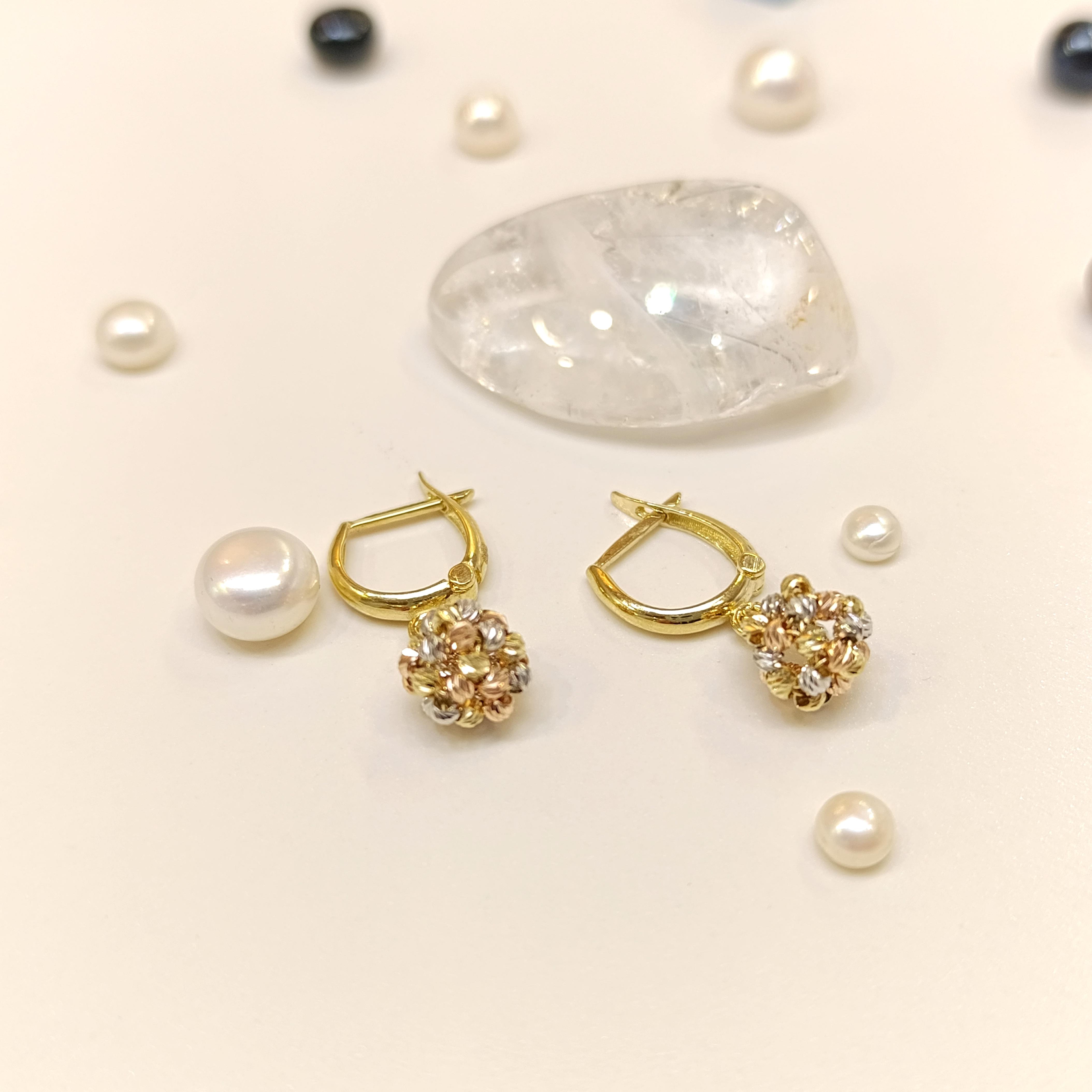 Dorika Toplu Sallanan Küpe 14 Ayar Altın HD VİDEOLU