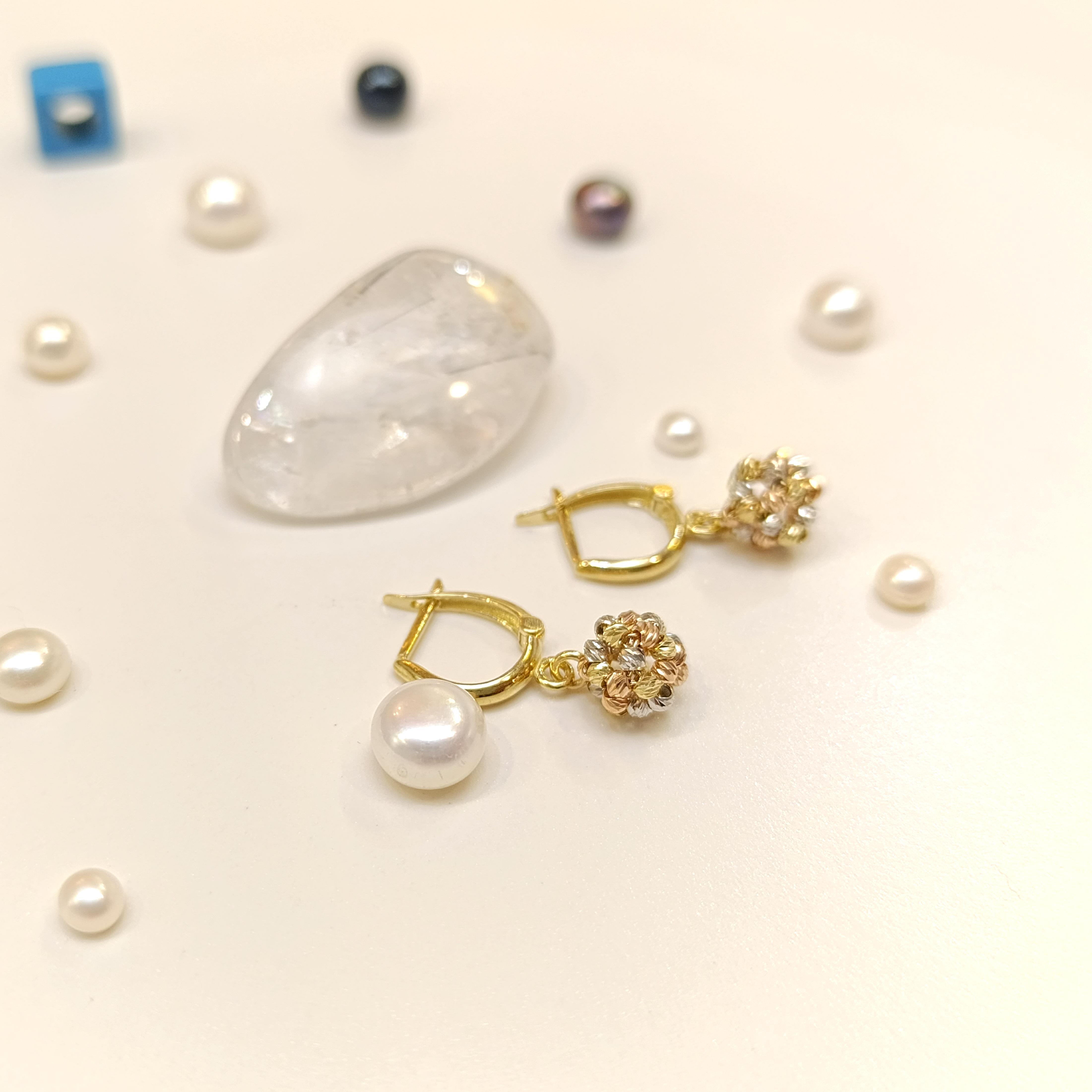 Dorika Toplu Sallanan Küpe 14 Ayar Altın HD VİDEOLU