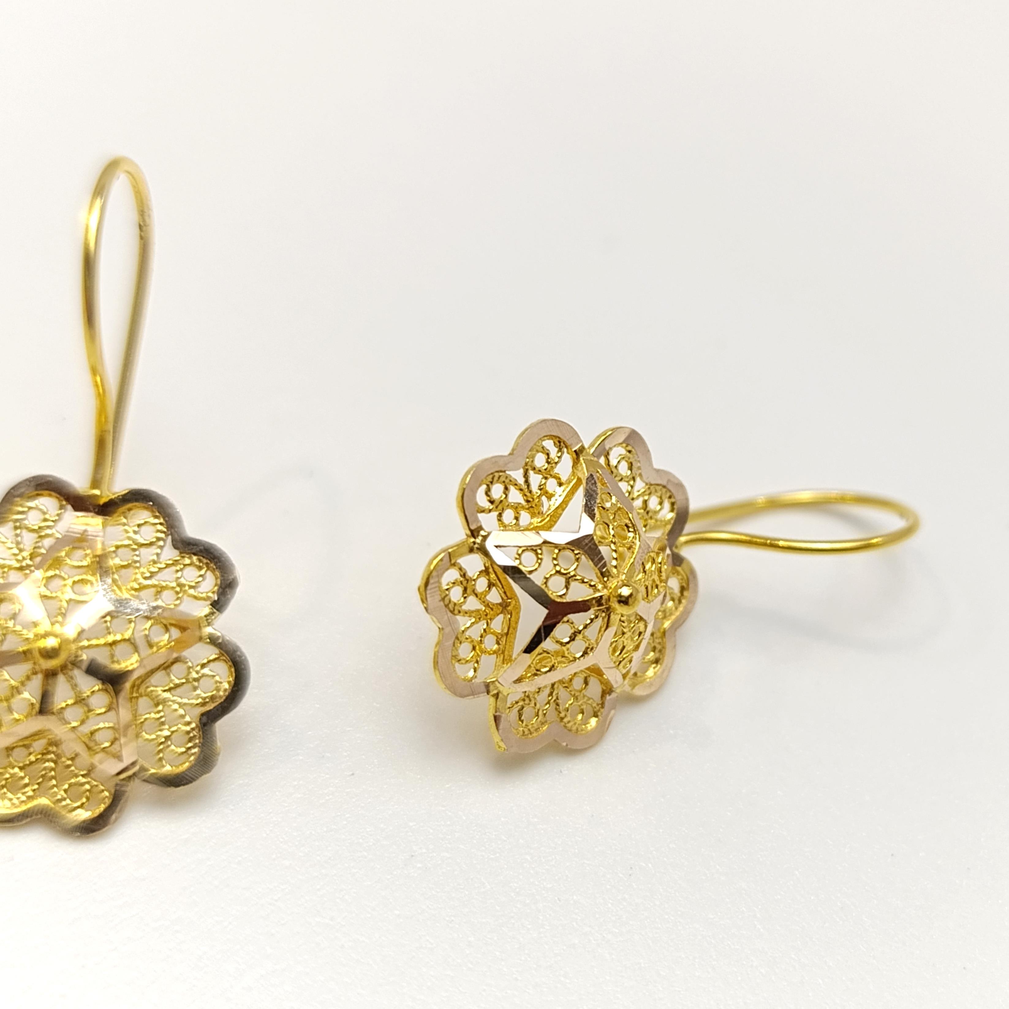 Gül Küpe 14 Ayar Altın HD VİDEOLU