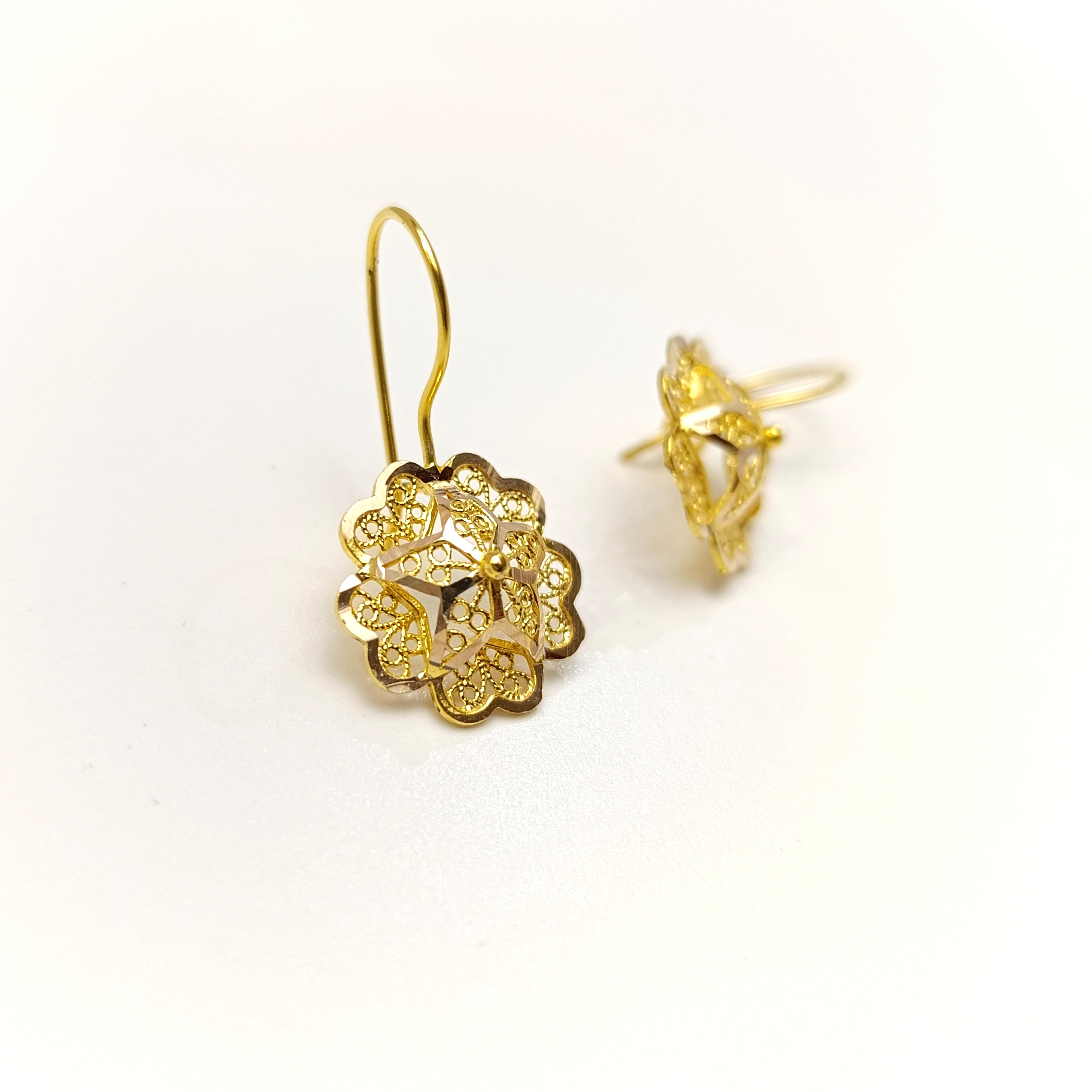 Gül Küpe 14 Ayar Altın HD VİDEOLU