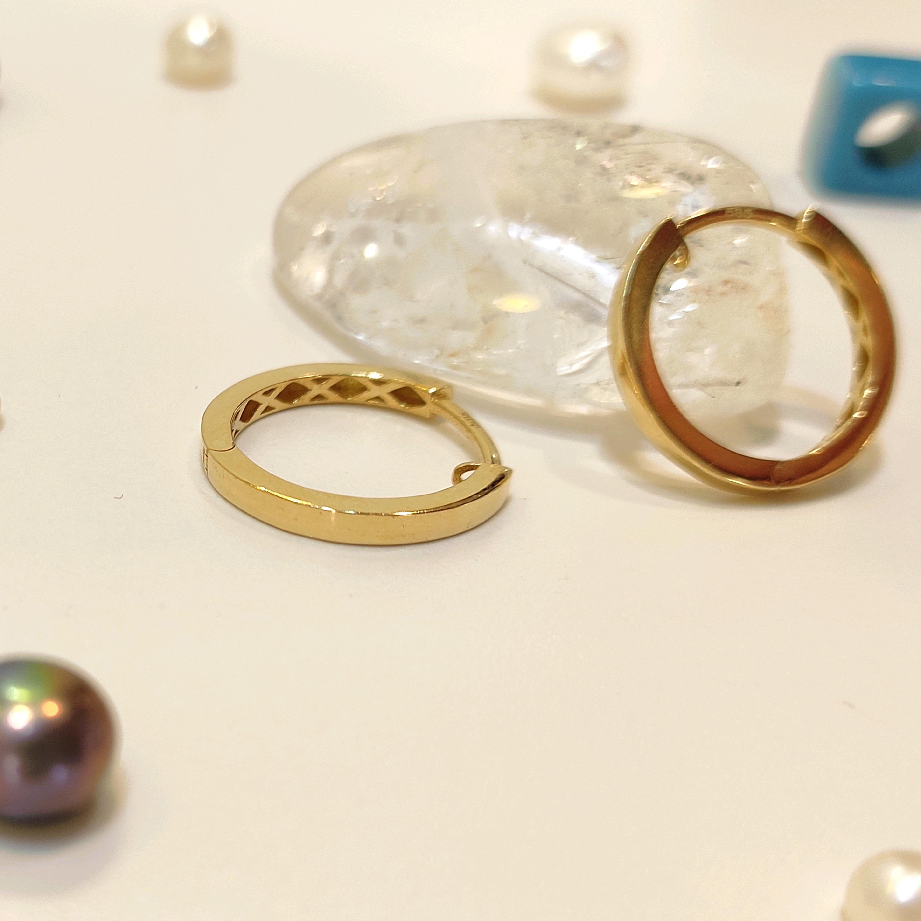 Halka Küpe 14 Ayar Altın HD VİDEOLU