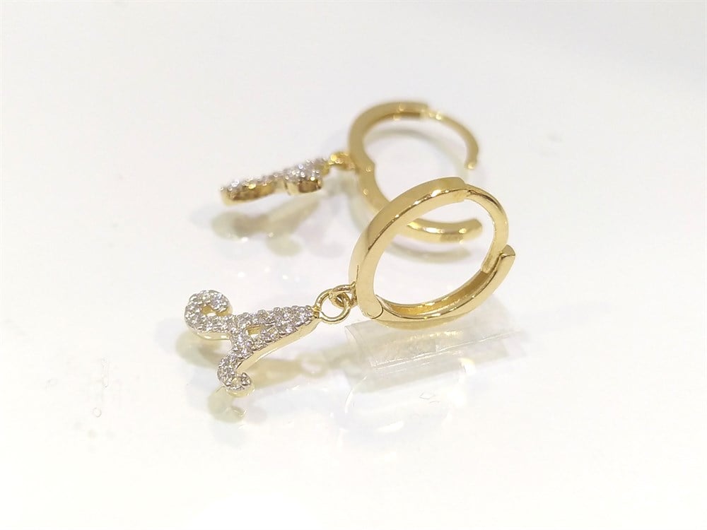 Harf Halka Sallan Küpe  14 Ayar Altın