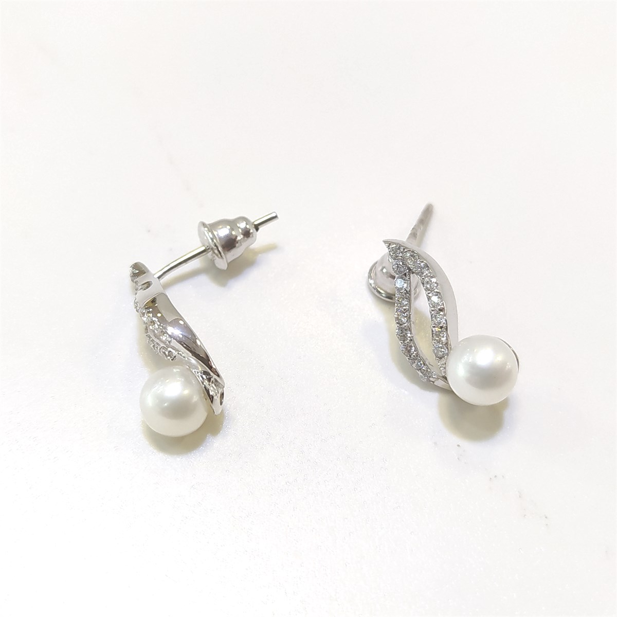 İnci Sallanan Küpe 14 Ayar Altın