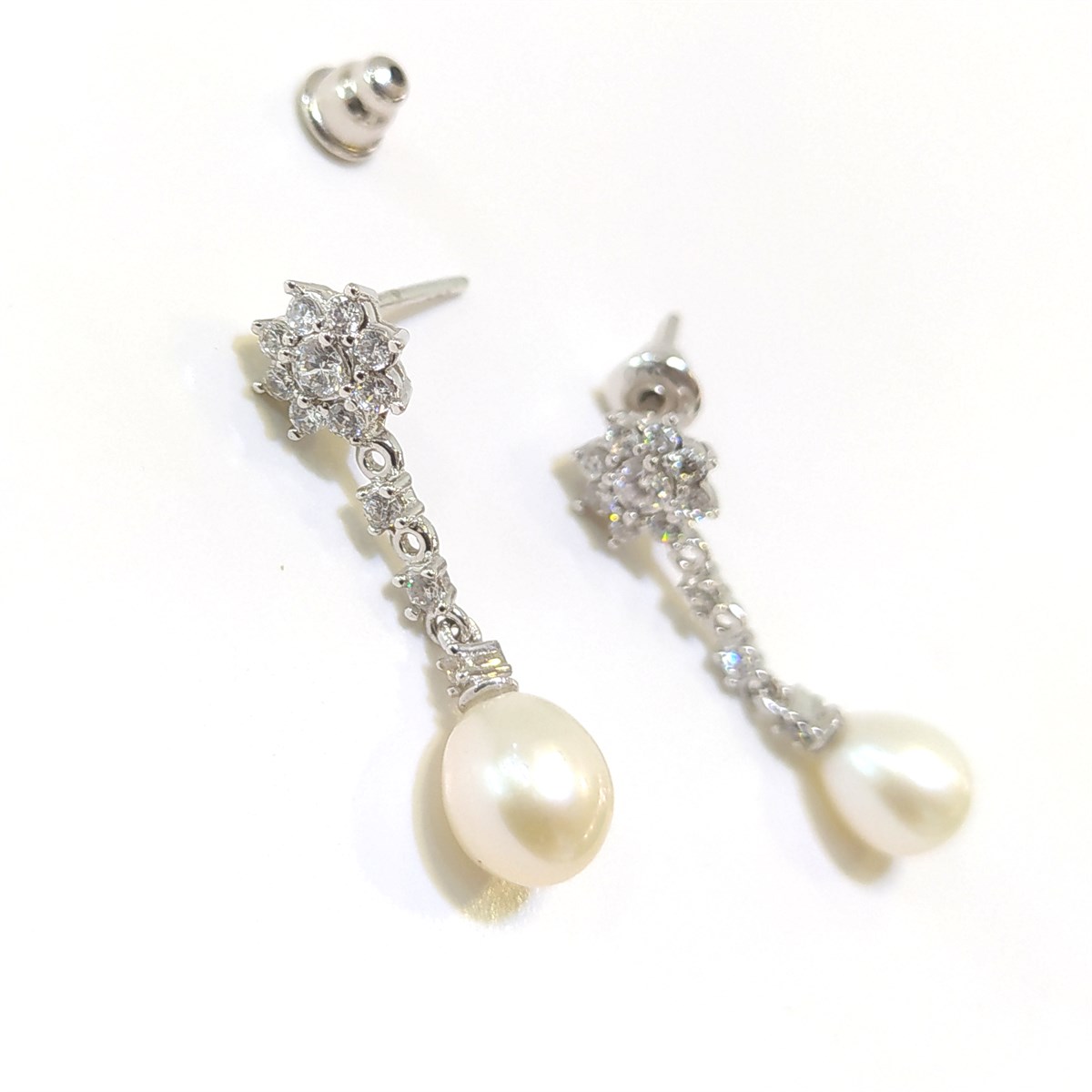 İnci Sallanan Küpe 14 Ayar Altın