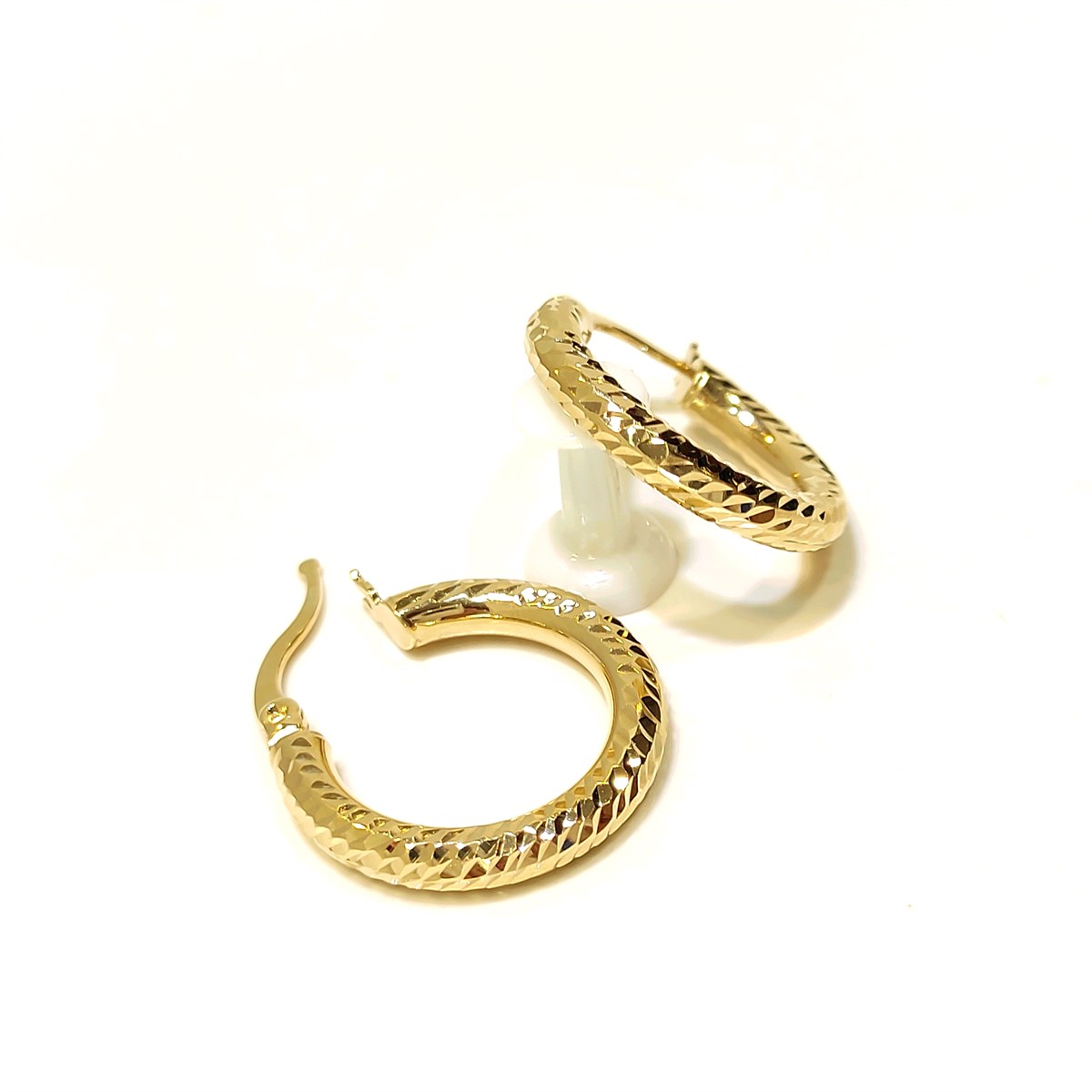 Kalemli  Halka Küpe 14 Ayar Altın 4K VİDEO