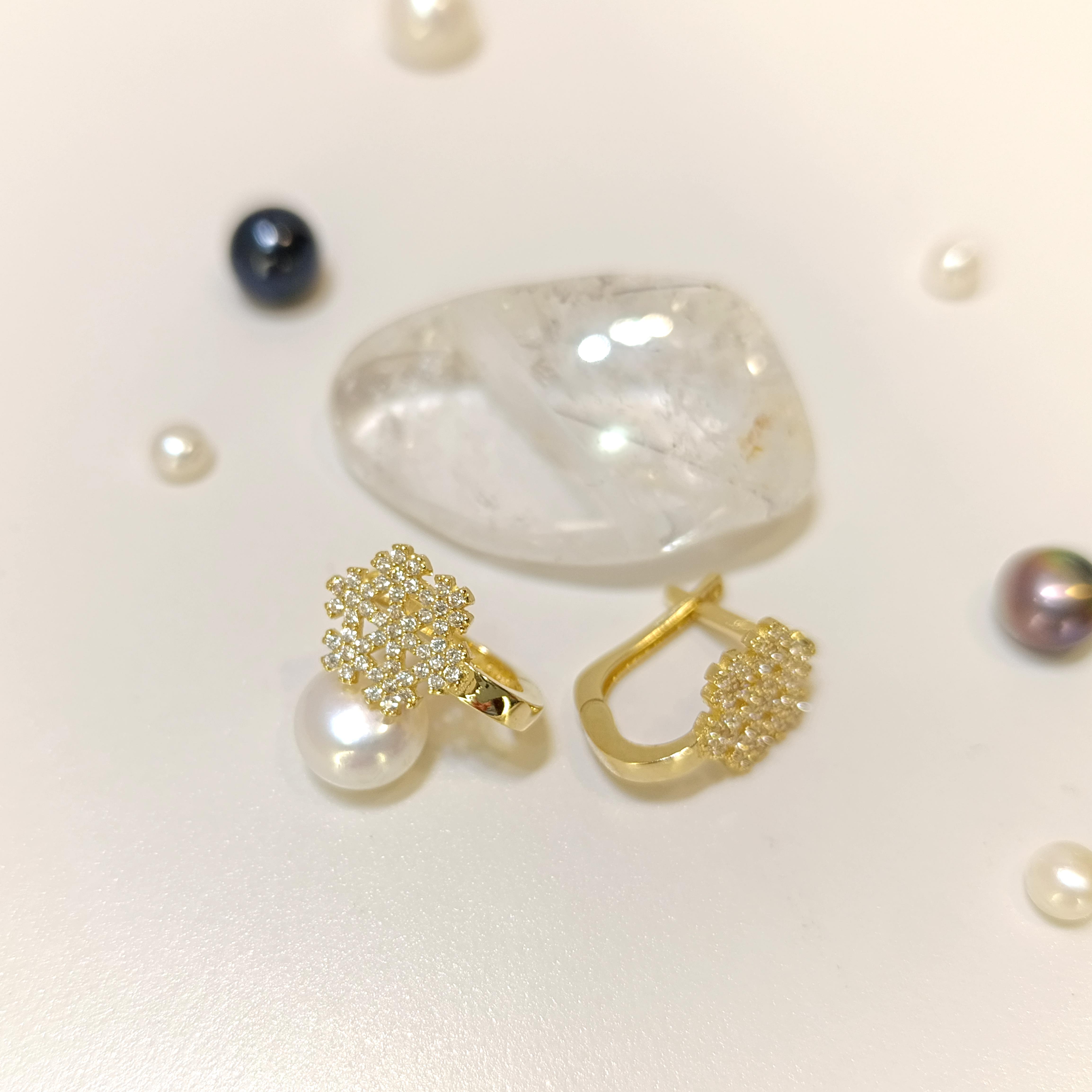 Kar Tanesi Küpe 14 Ayar Altın HD VİDEOLU