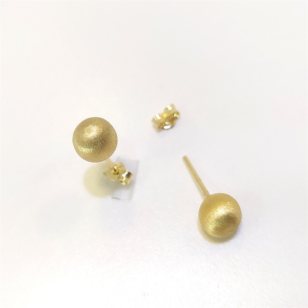 Kumlu Top Vidalı Küpe 14 Ayar Altın