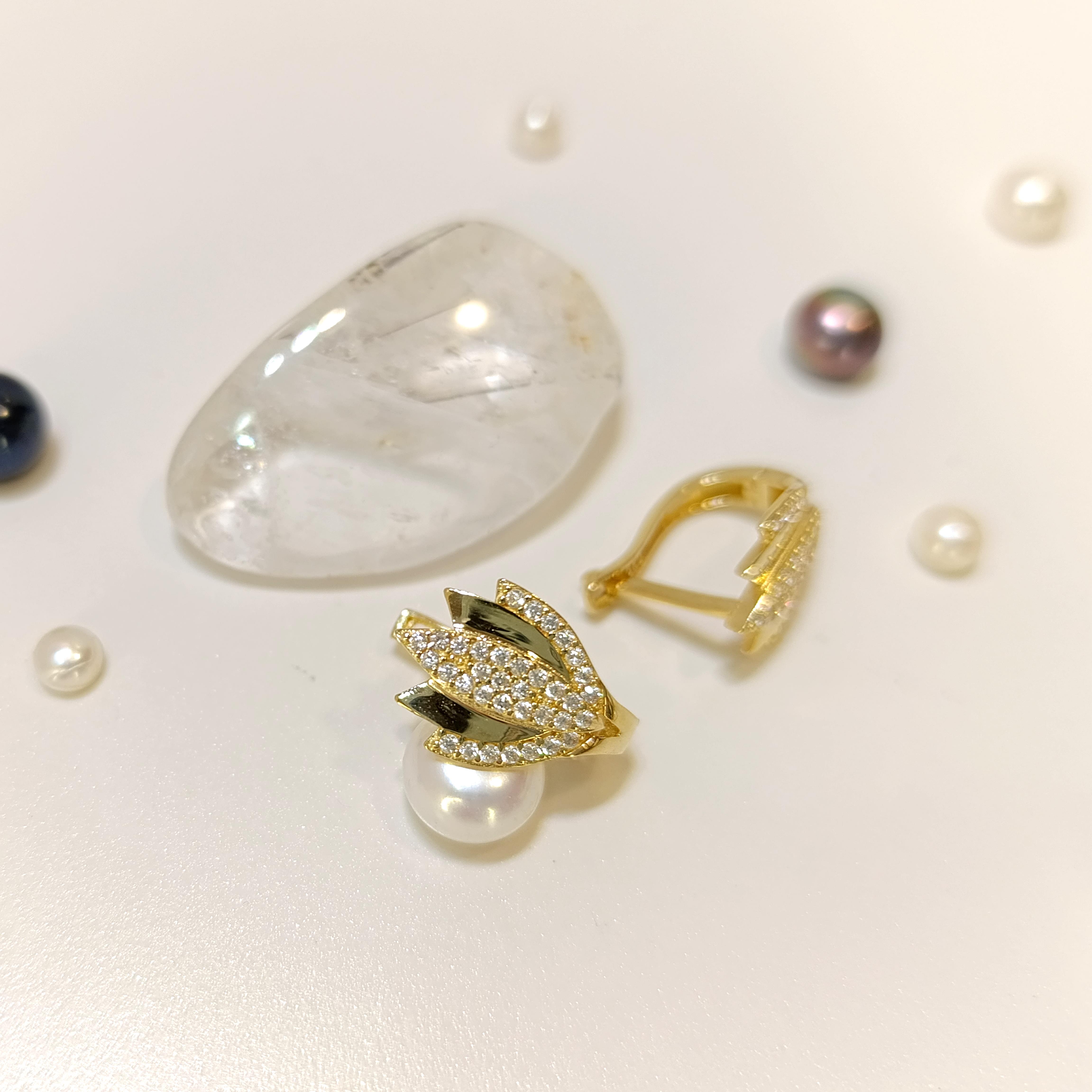 Lale Küpe 14 Ayar Altın HD VİDEOLU