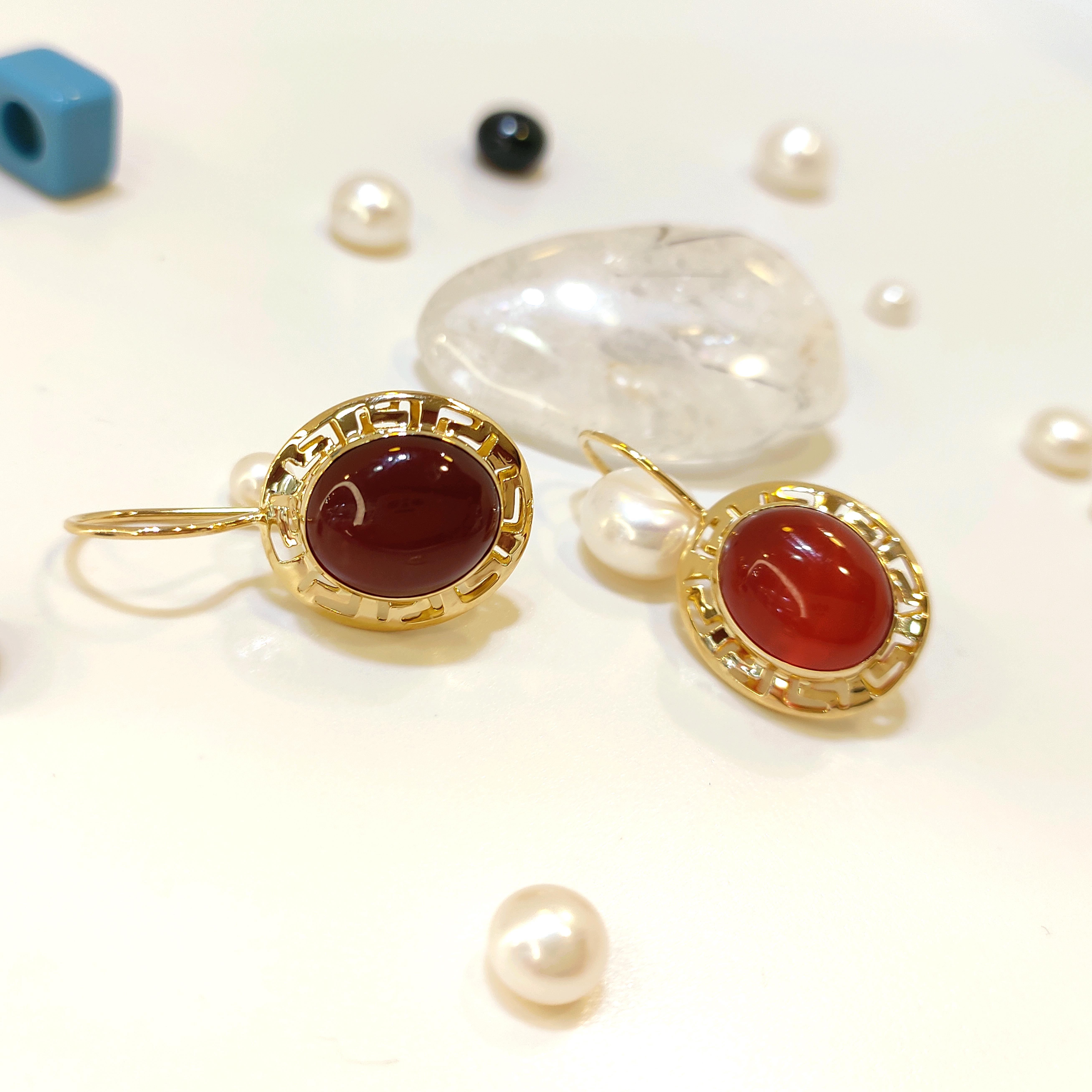 Oval Akik Taşlı Küpe 14 Ayar Altın HD VİDEOLU