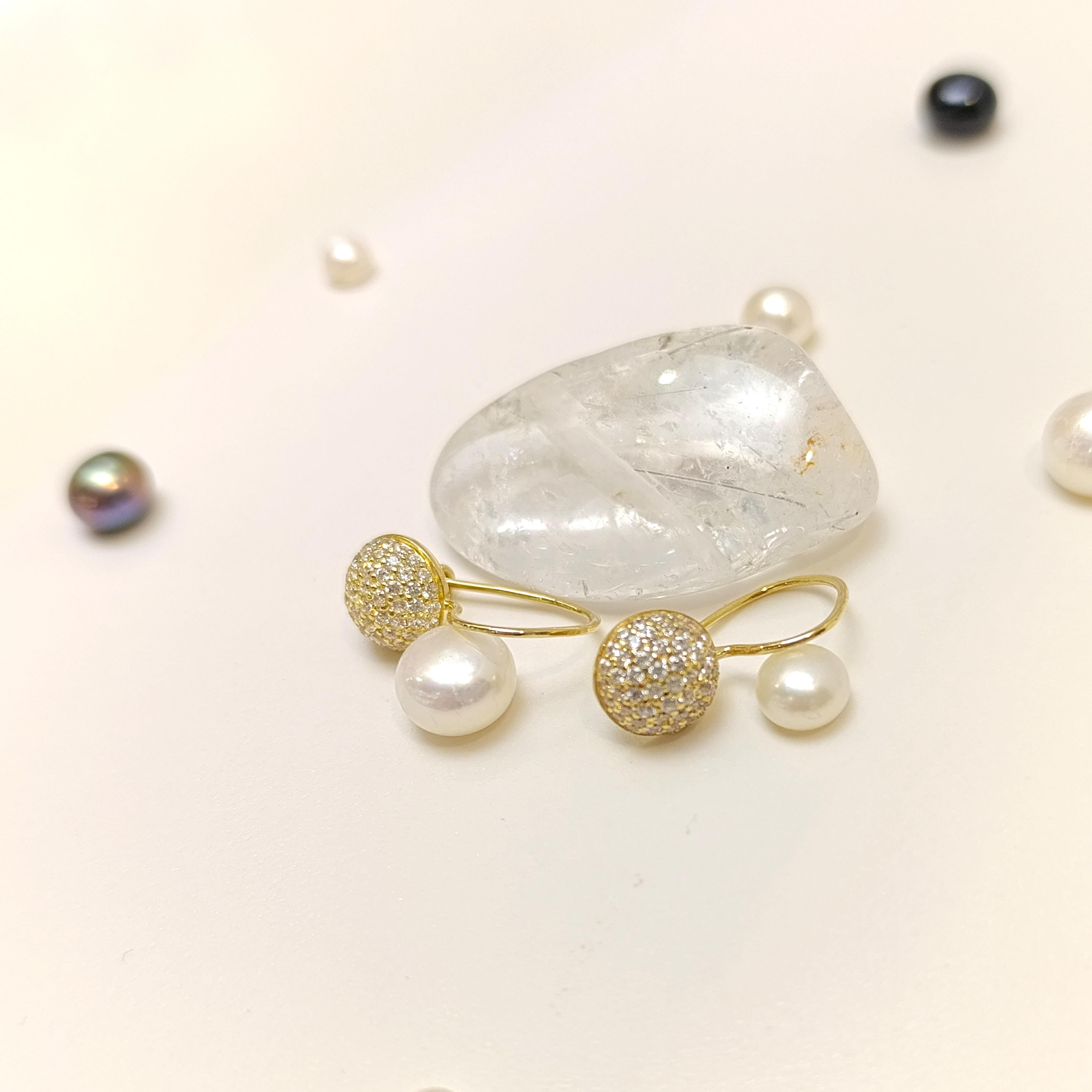 Sallanan Top Küpe 14 Ayar Altın HD VİDEOLU