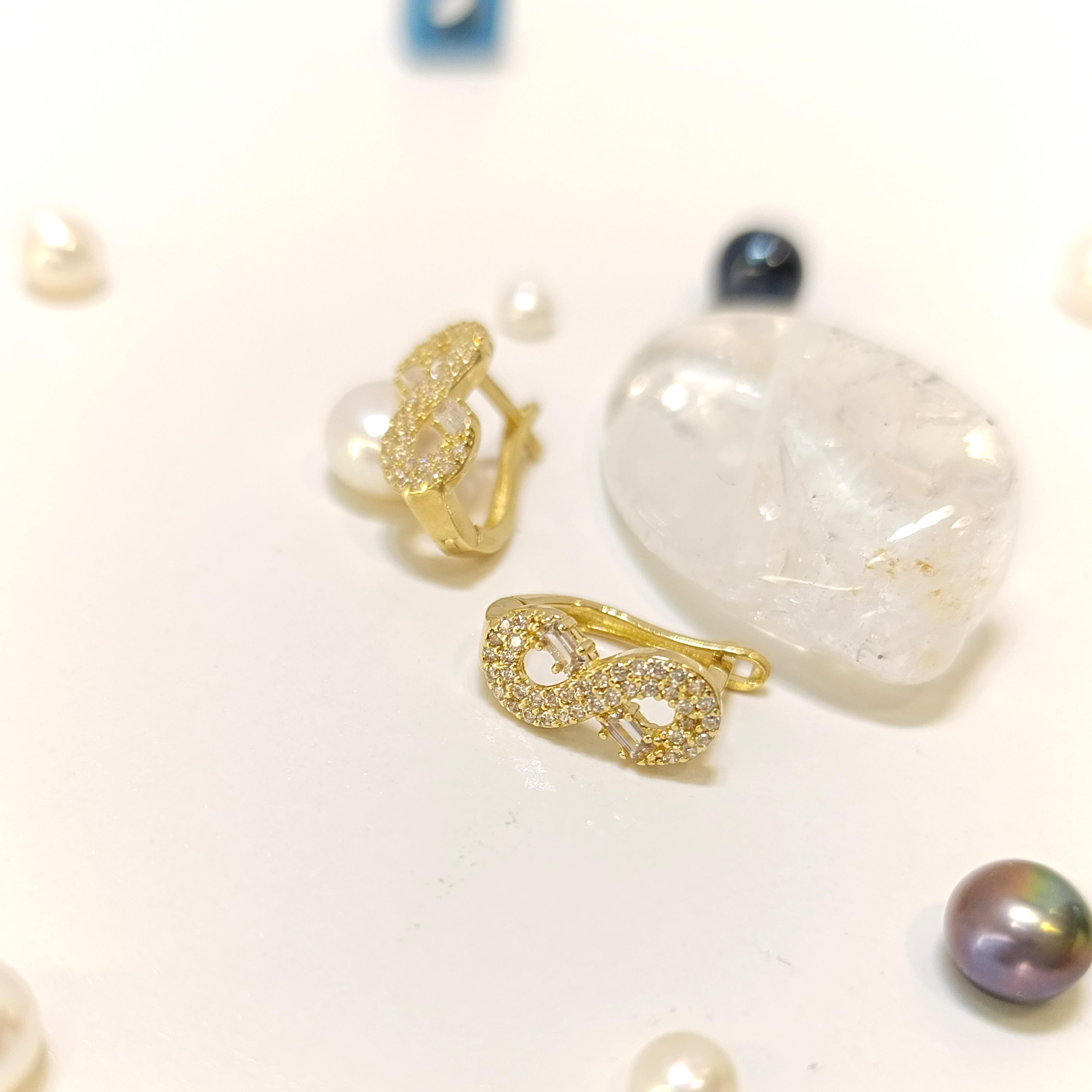 Sonsuzluk Küpe 14 Ayar Altın HD VİDEOLU