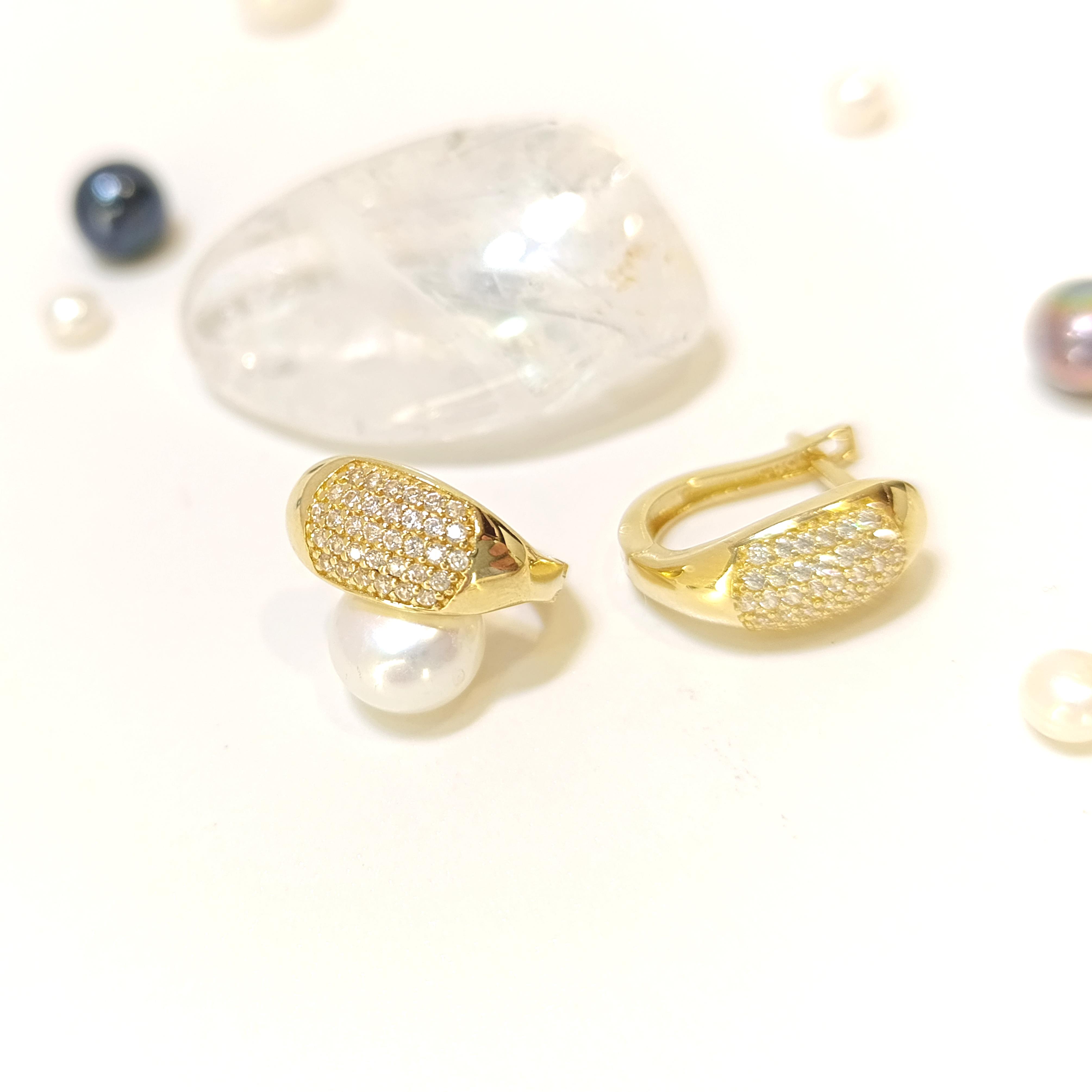 Taşlı Küpe 14 Ayar Altın HD VİDEOLU