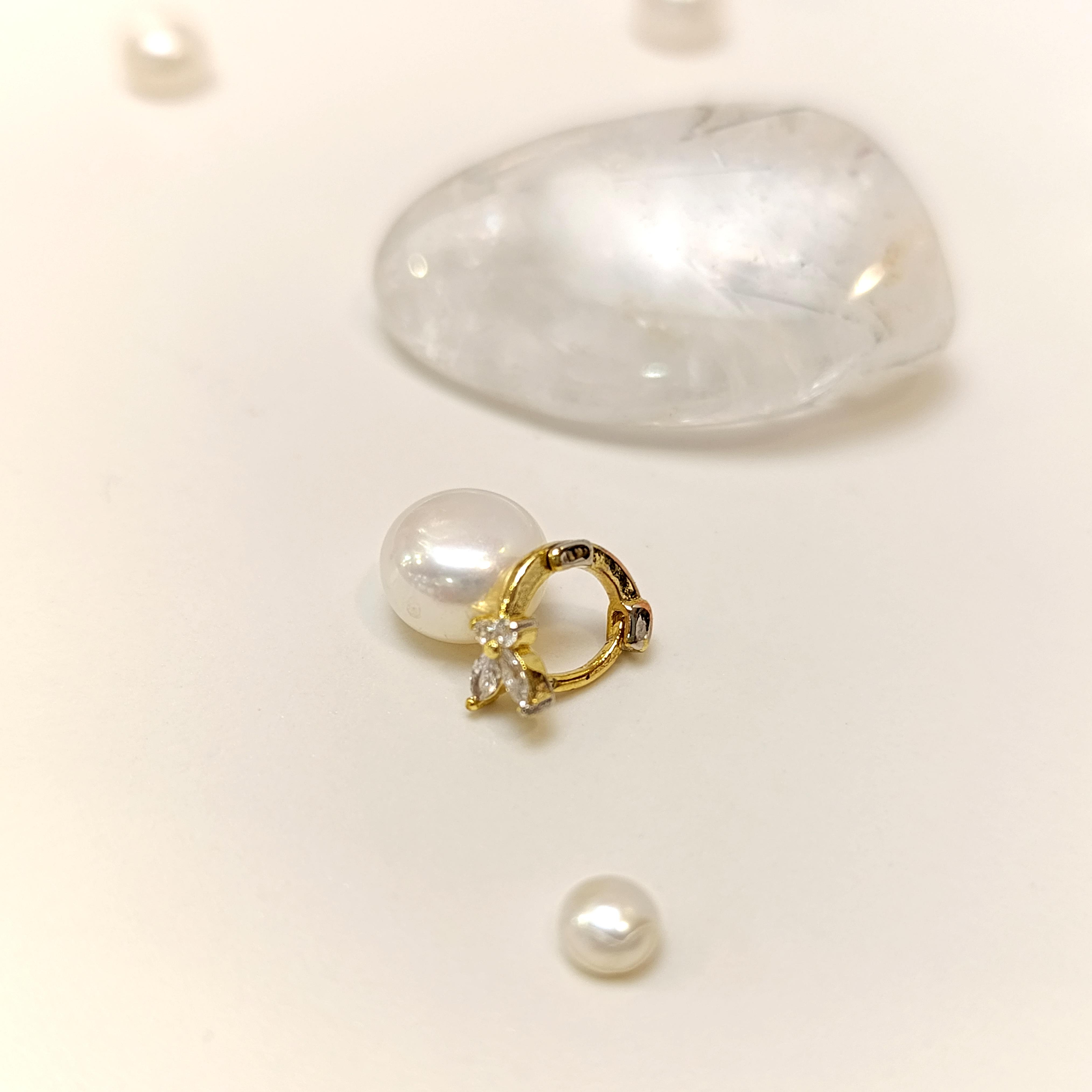 Tragus Piercing  Kelebek Küpe 14 Ayar Altın HD VİDEOLU