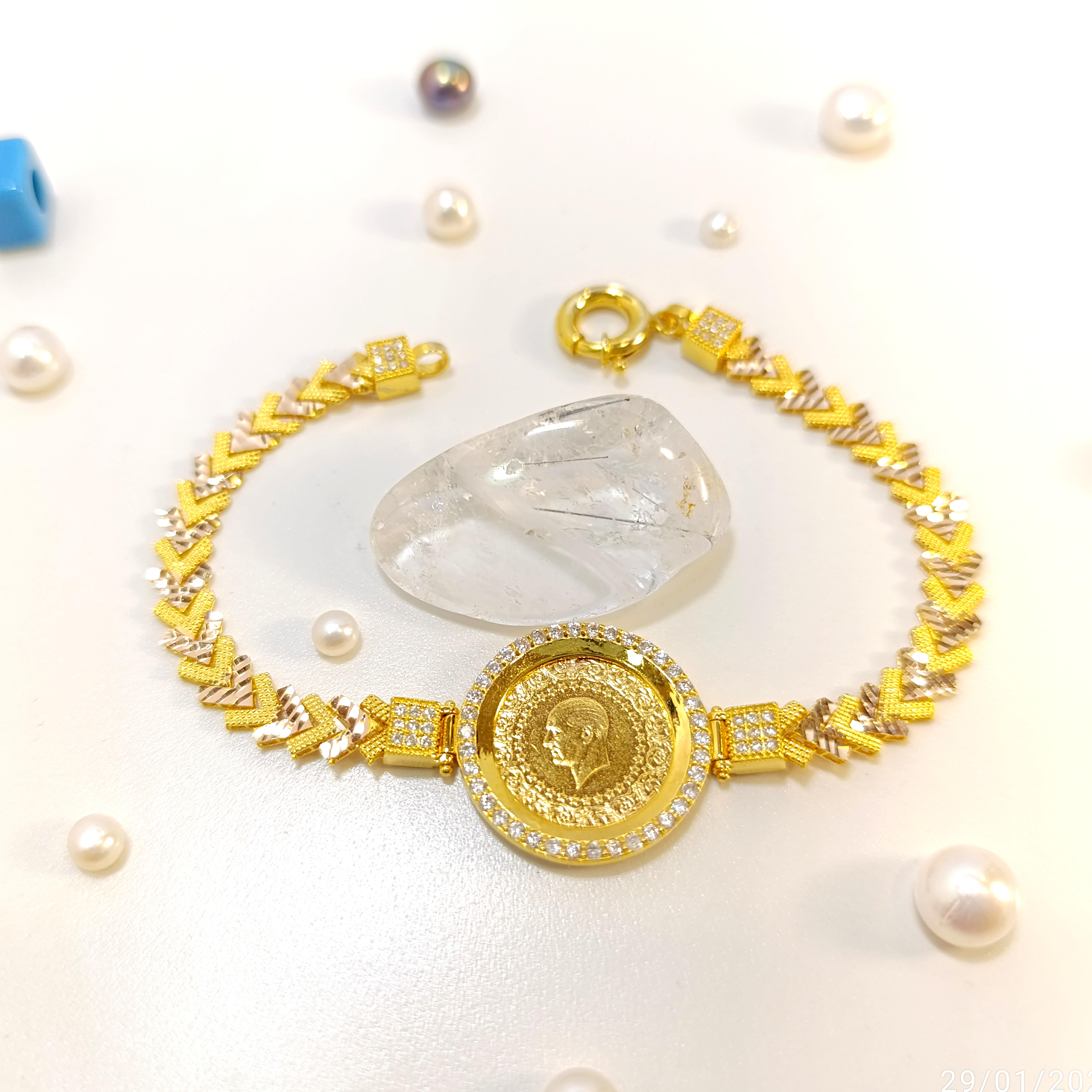 Çeyrekli Altınlı Bileklik Altın HD VİDEOLU