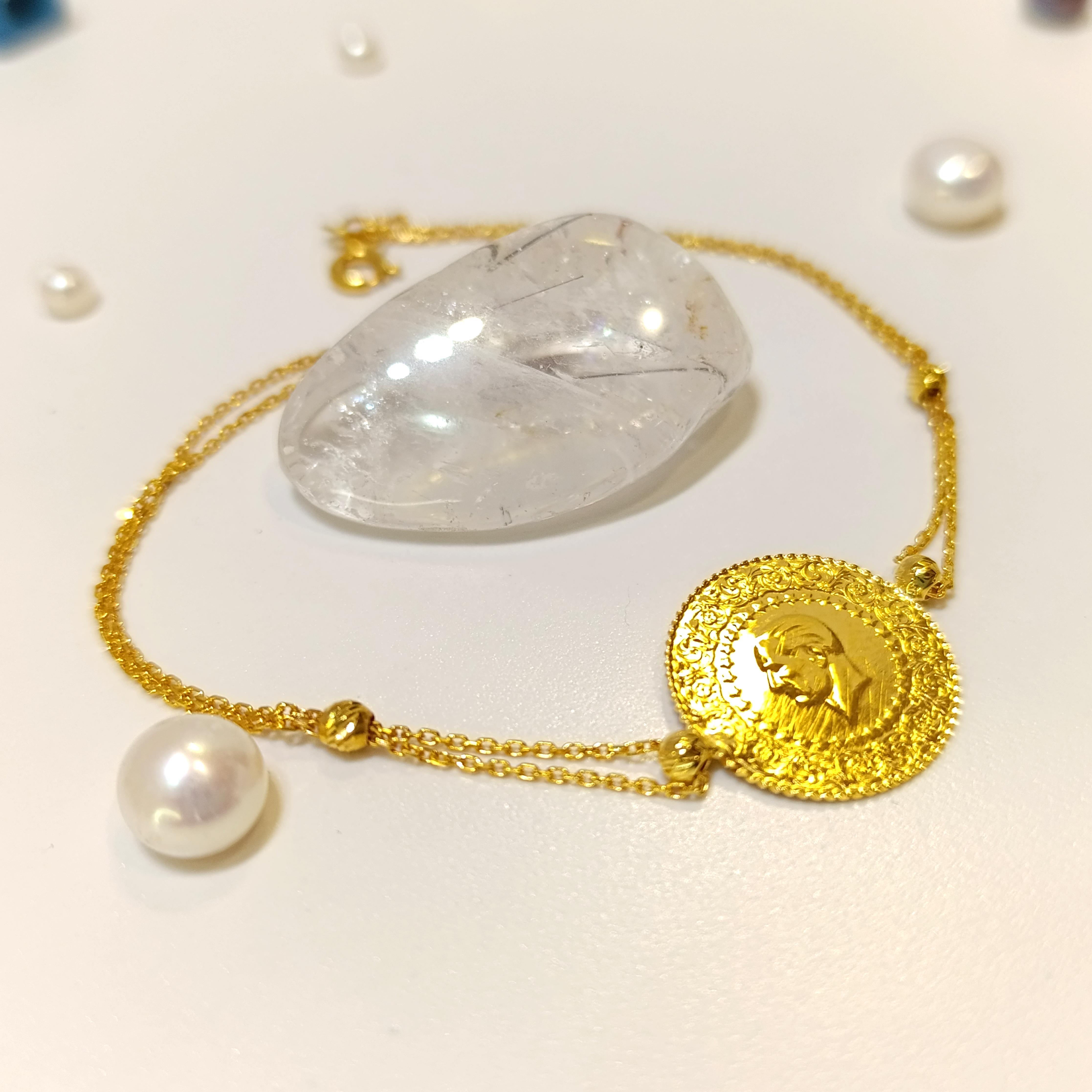 Çeyrekli Altınlı Zincirli  Bileklik Altın HD VİDEOLU