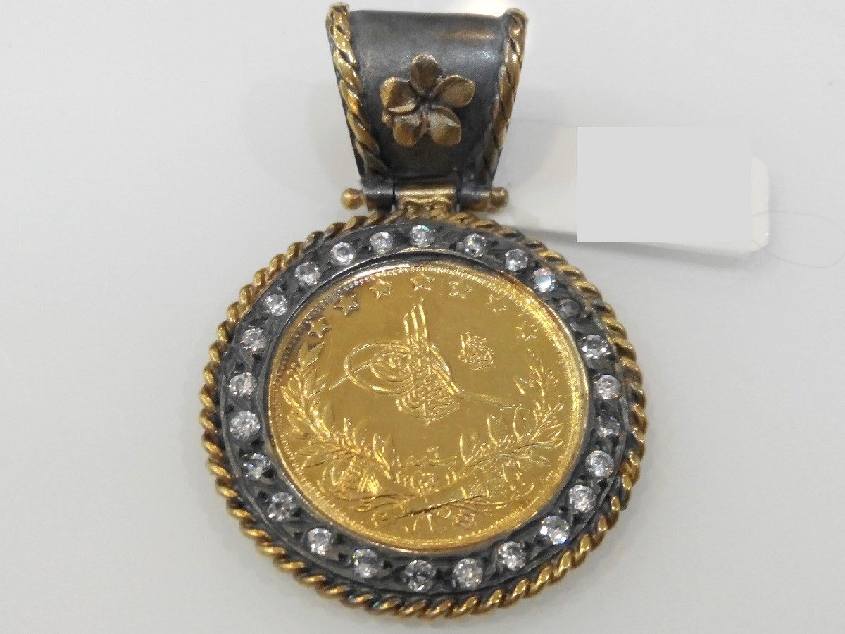 Reşat Tam Altın Özel El İşi Çerçeveli Kolye