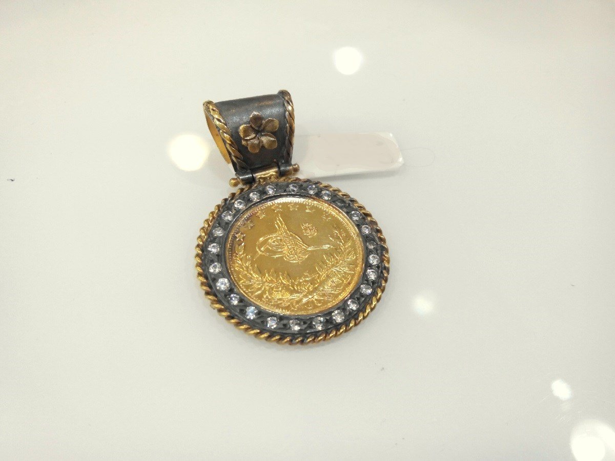 Reşat Tam Altın Özel El İşi Çerçeveli Kolye