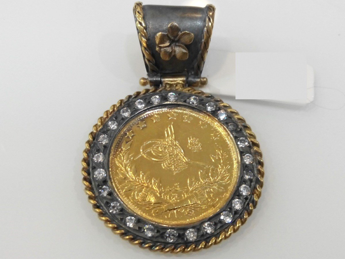 Reşat Tam Altın Özel El İşi Çerçeveli Kolye